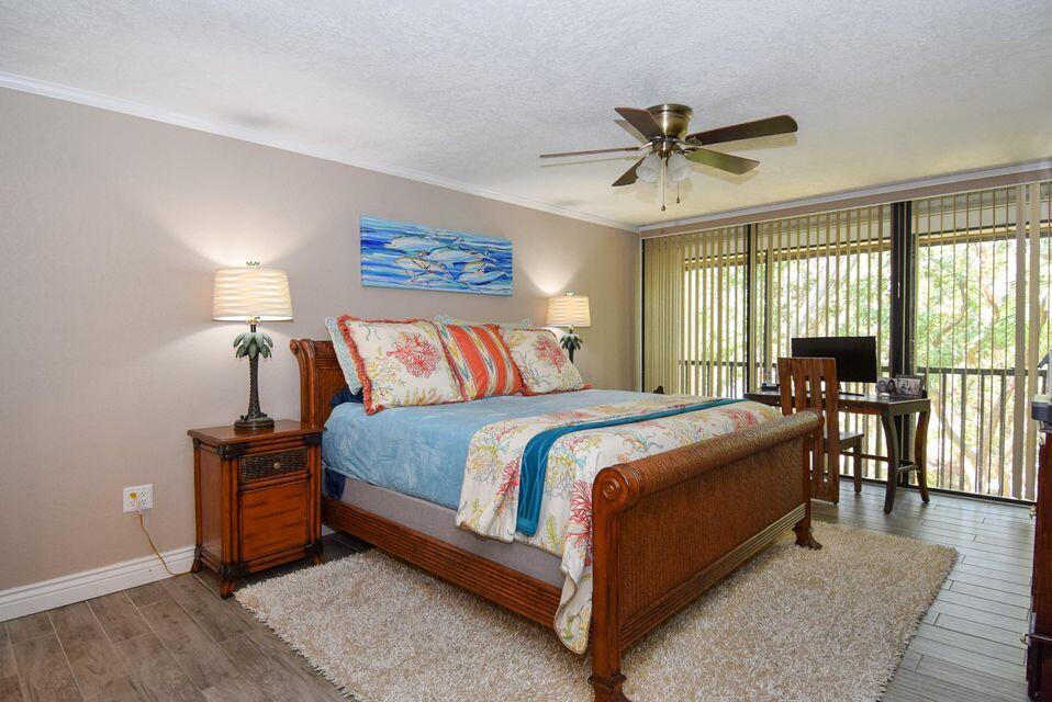 97652 Overseas Highway Unit: M11