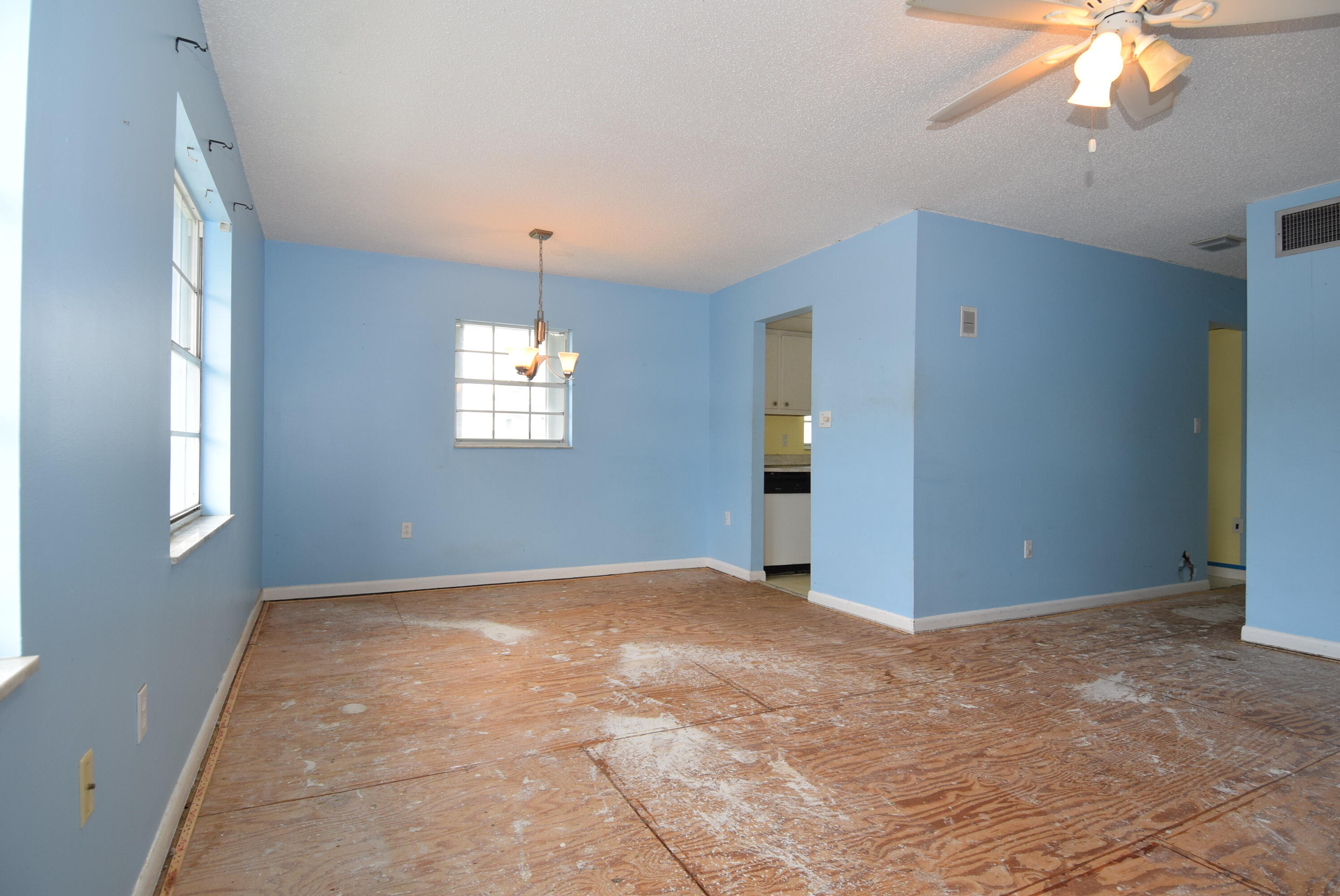 40 High Point Road Unit: F201