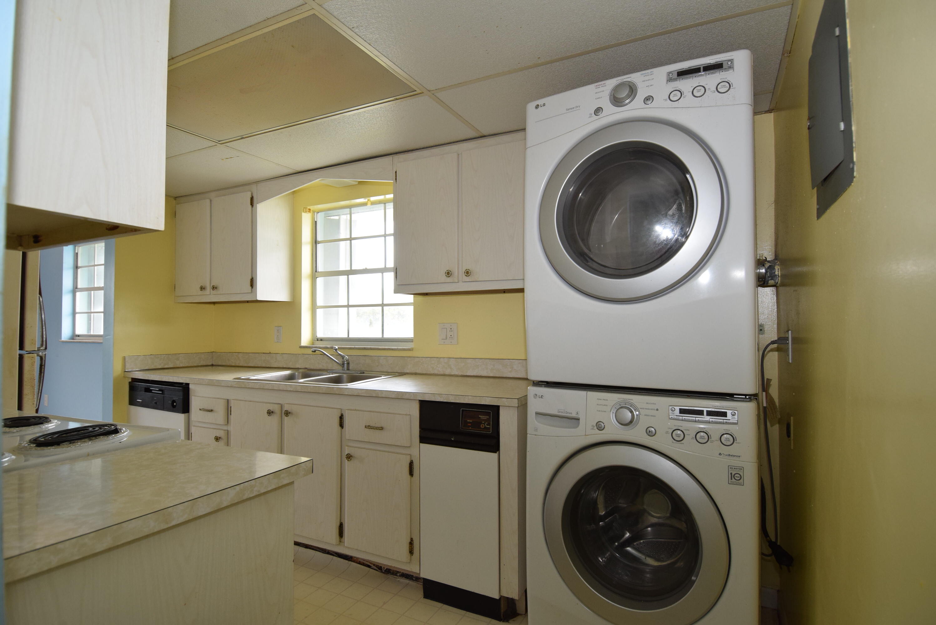 40 High Point Road Unit: F201