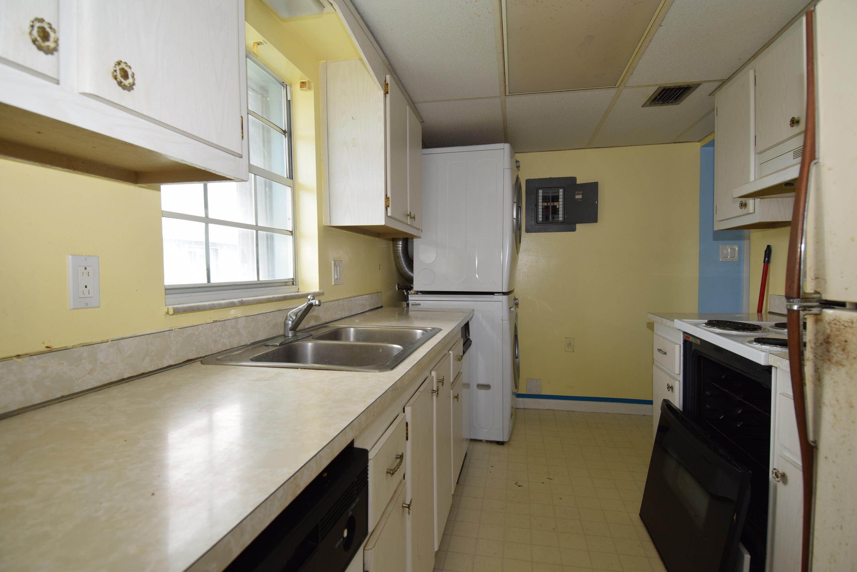 40 High Point Road Unit: F201