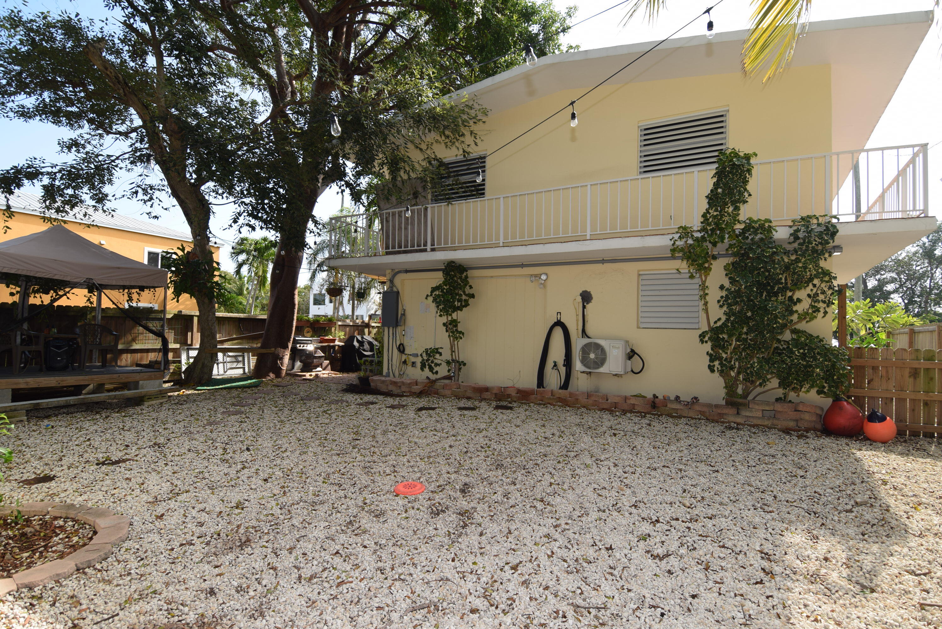 60 SE Marlin Avenue