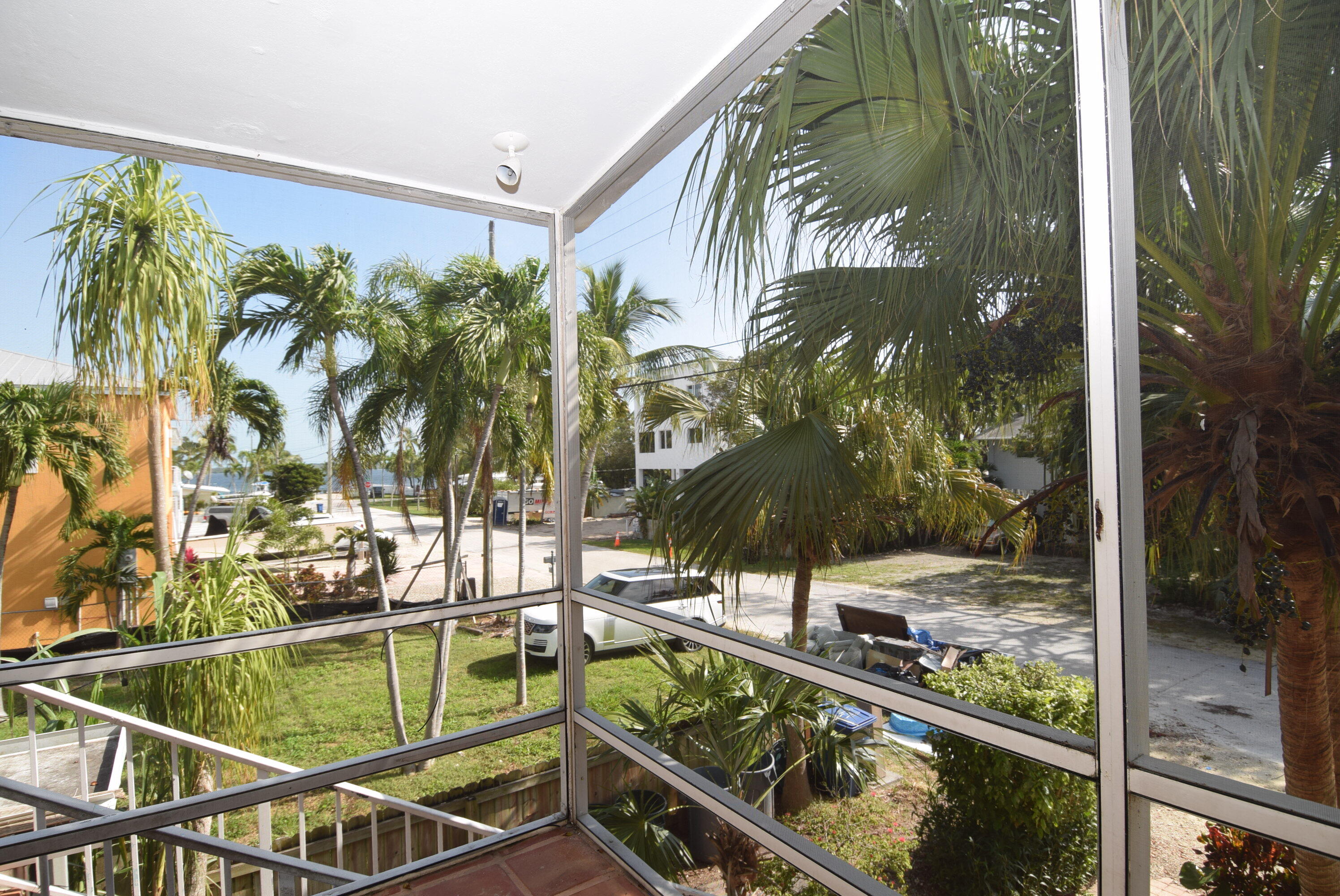 60 SE Marlin Avenue