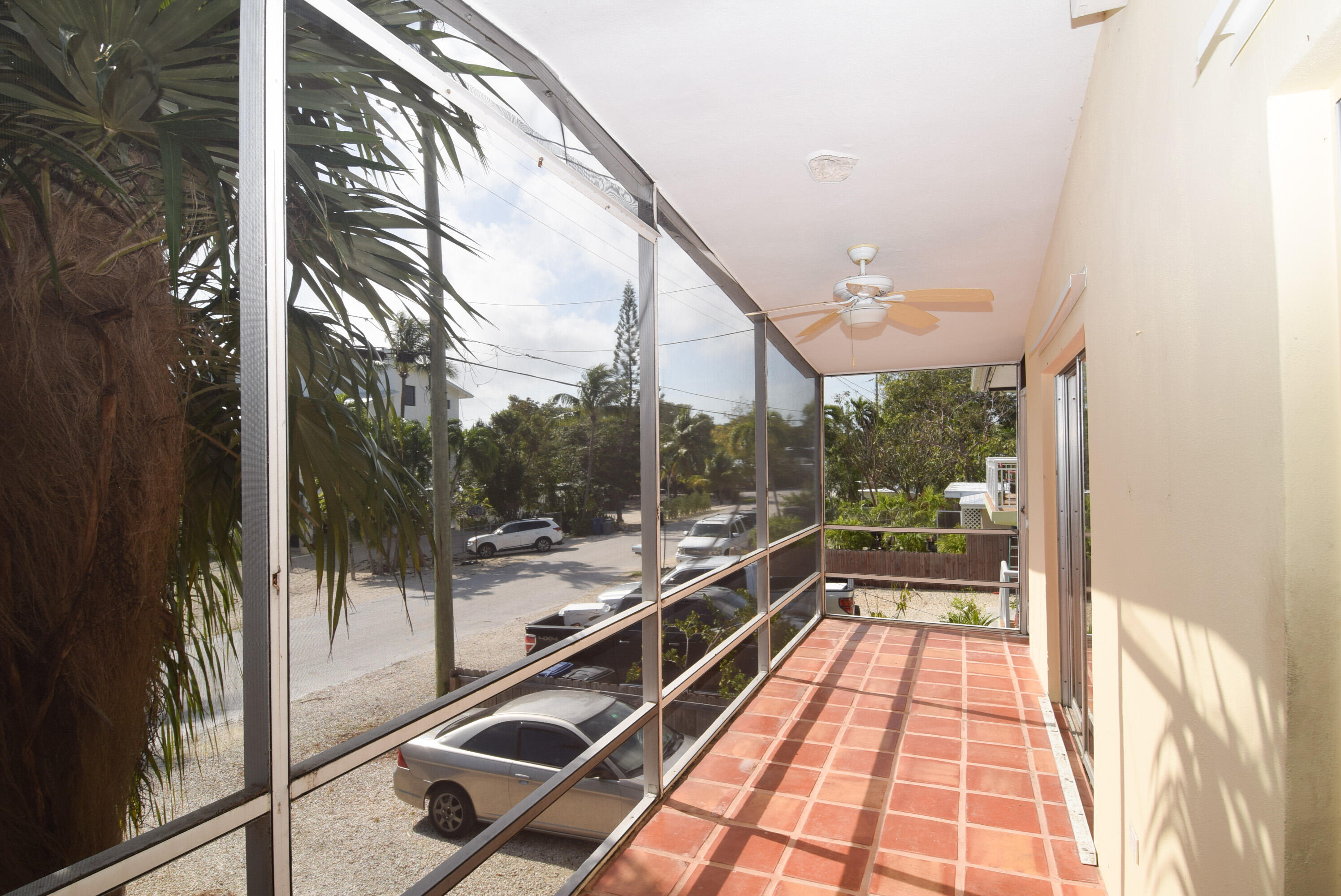 60 SE Marlin Avenue