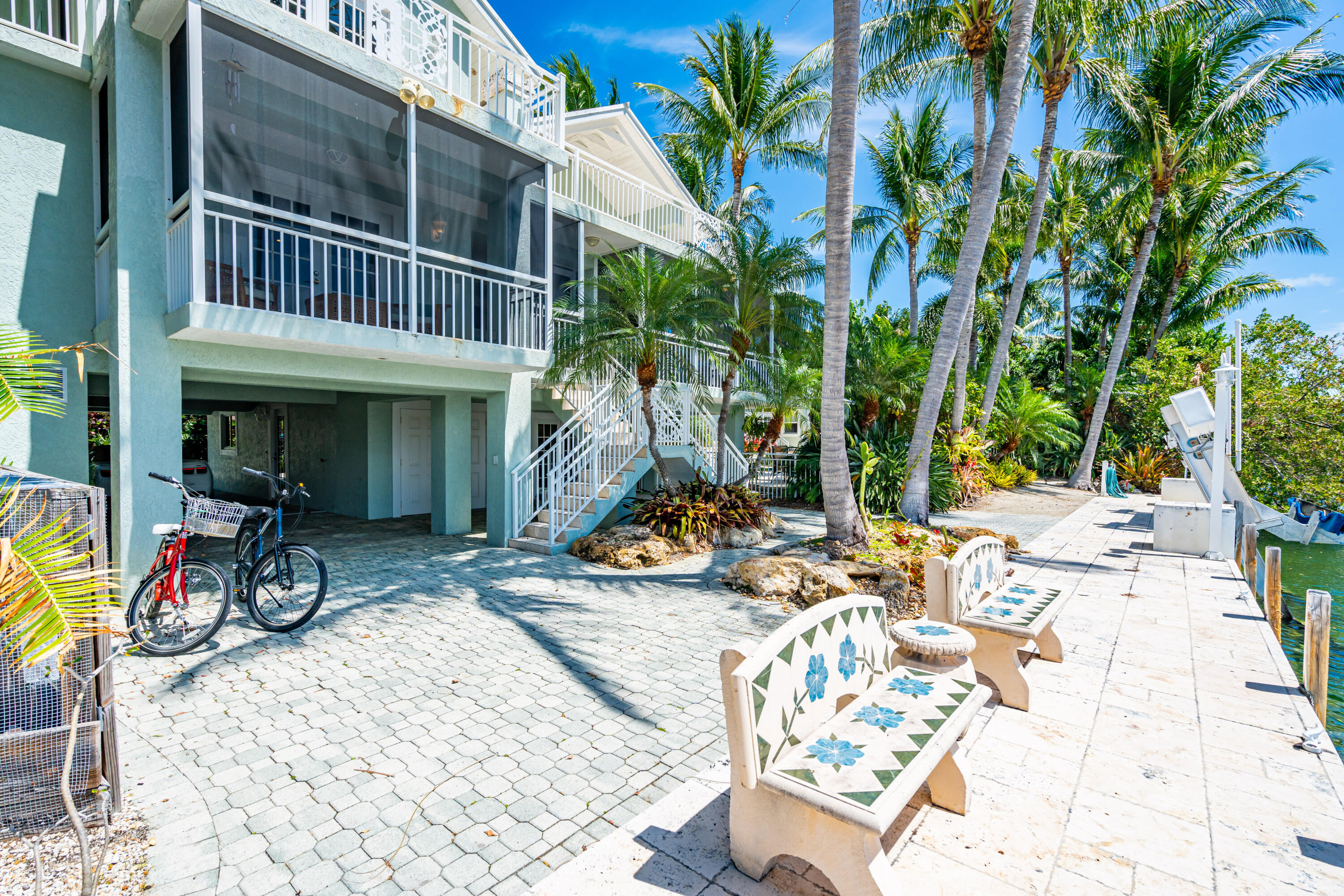 127 Redwing Road