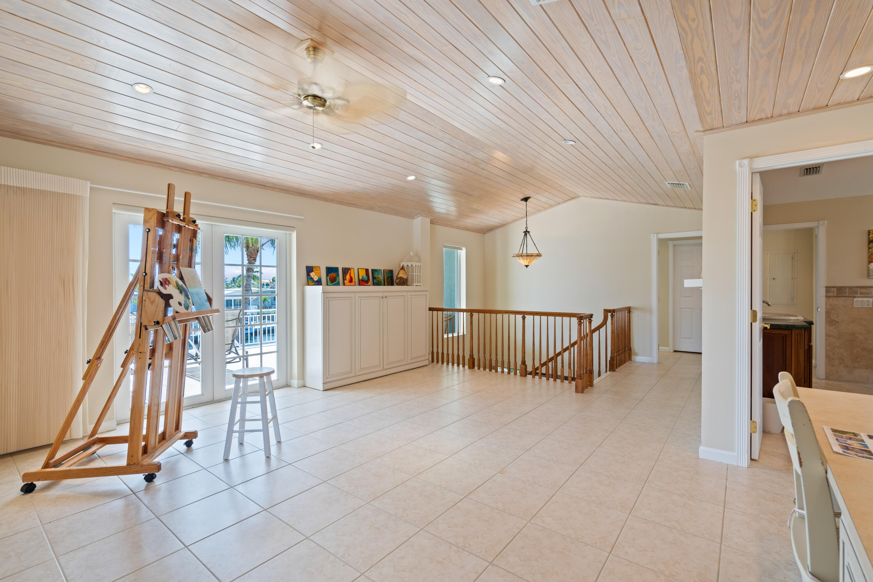 127 Redwing Road