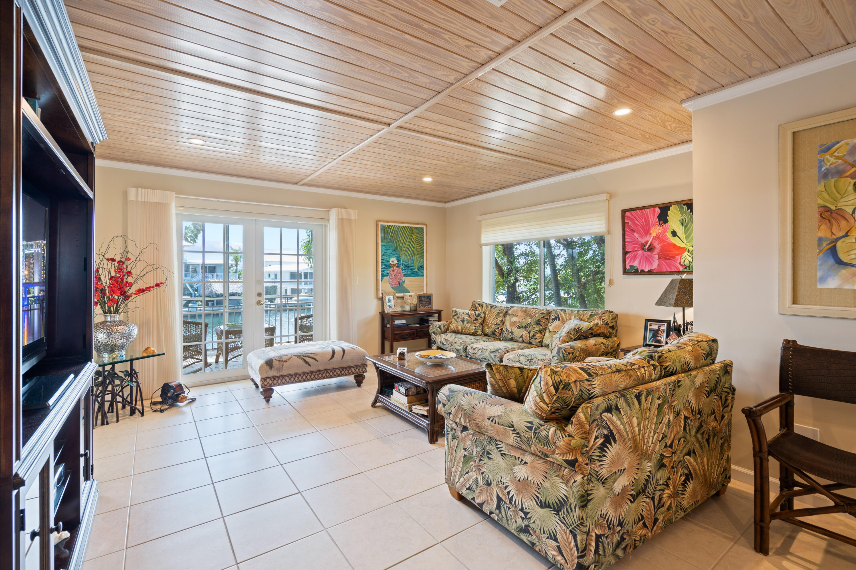 127 Redwing Road