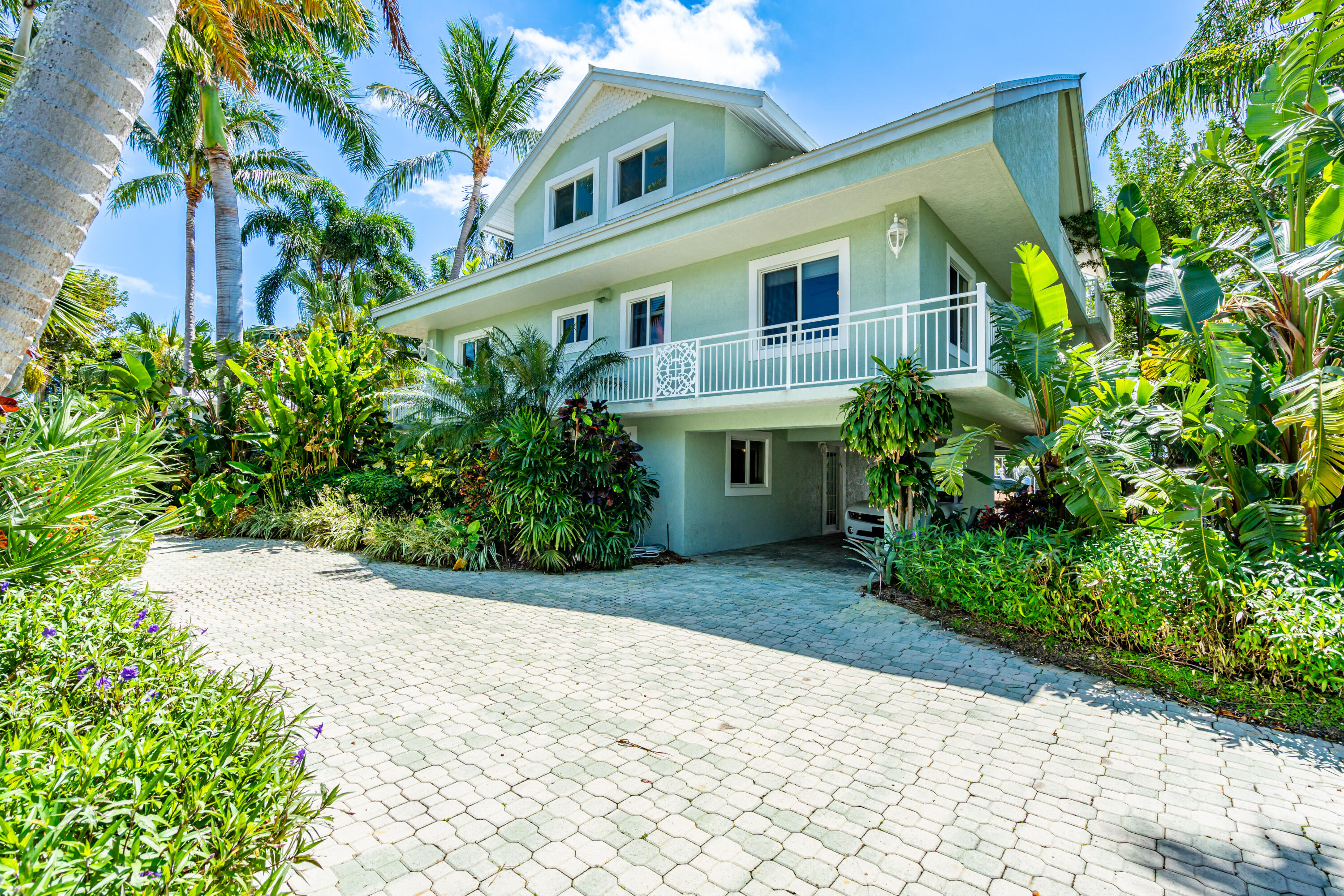127 Redwing Road