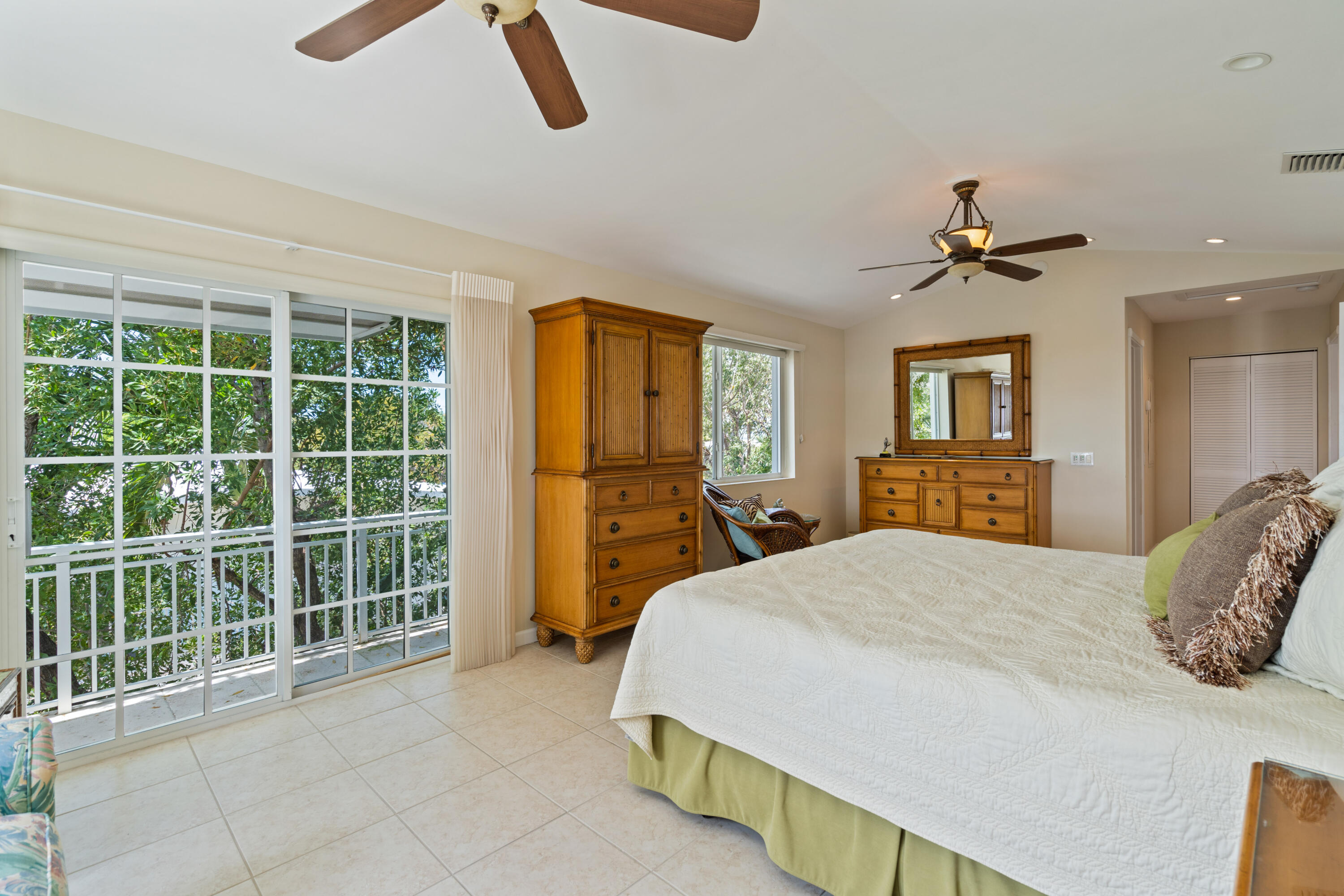 127 Redwing Road