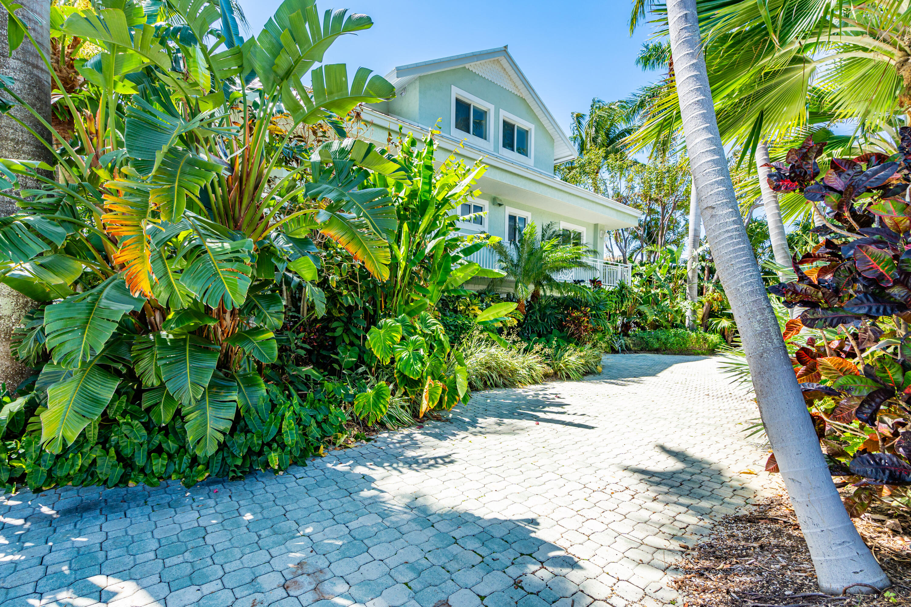 127 Redwing Road