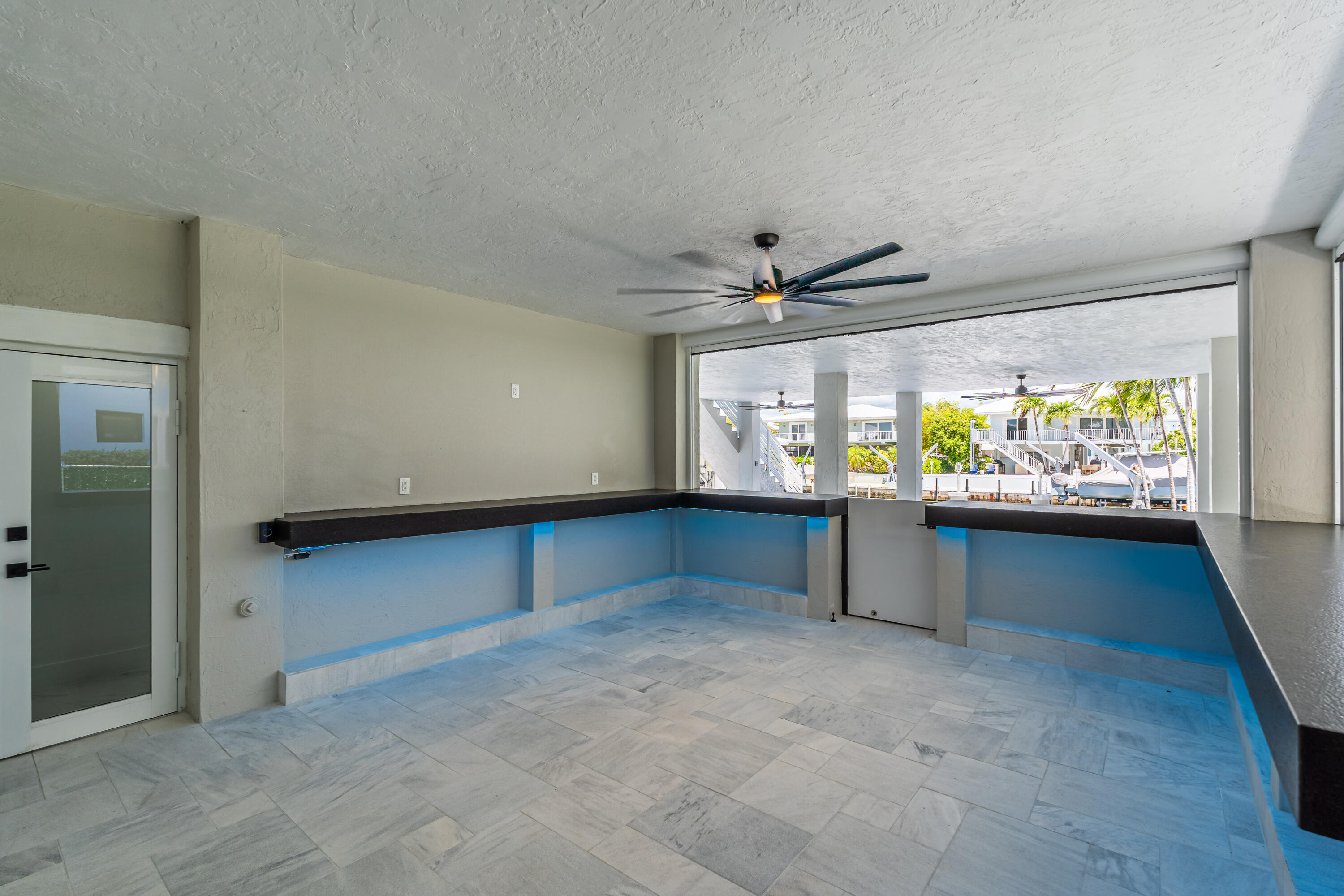 418 Laguna Avenue