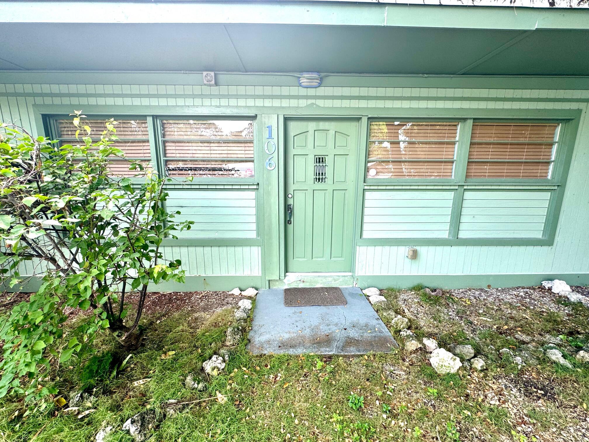 106 Poinsetta Drive