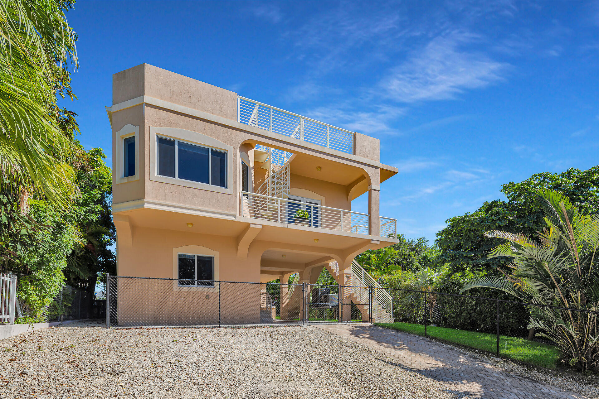 30 Lakeview Drive