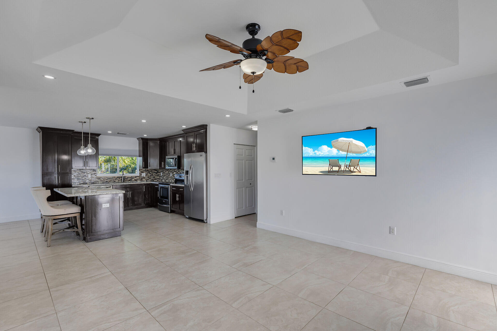 30 Lakeview Drive