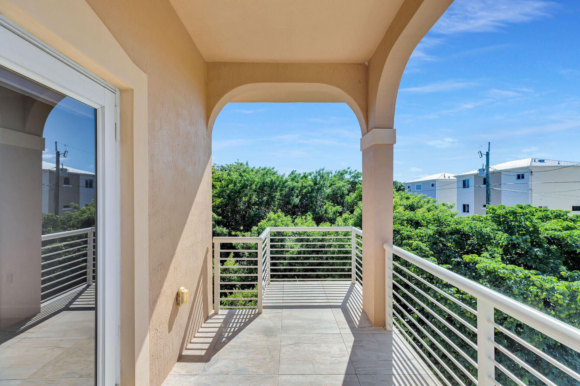 30 Lakeview Drive
