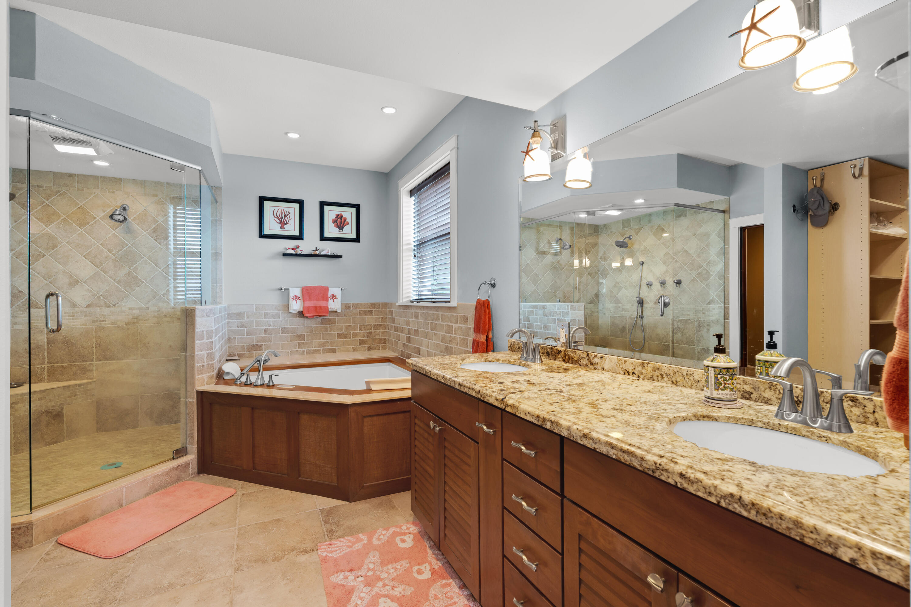 104 Coral Way