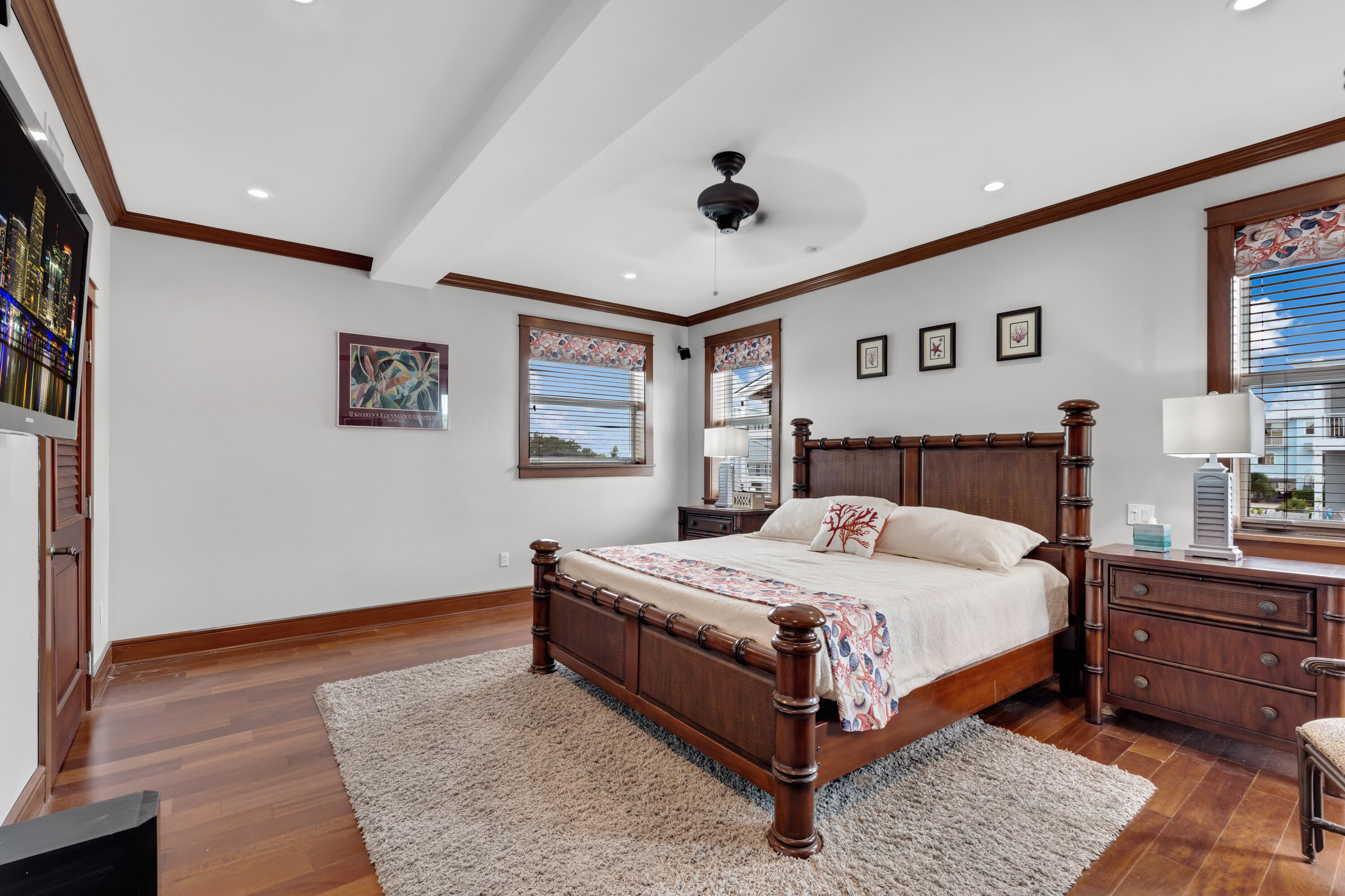 104 Coral Way