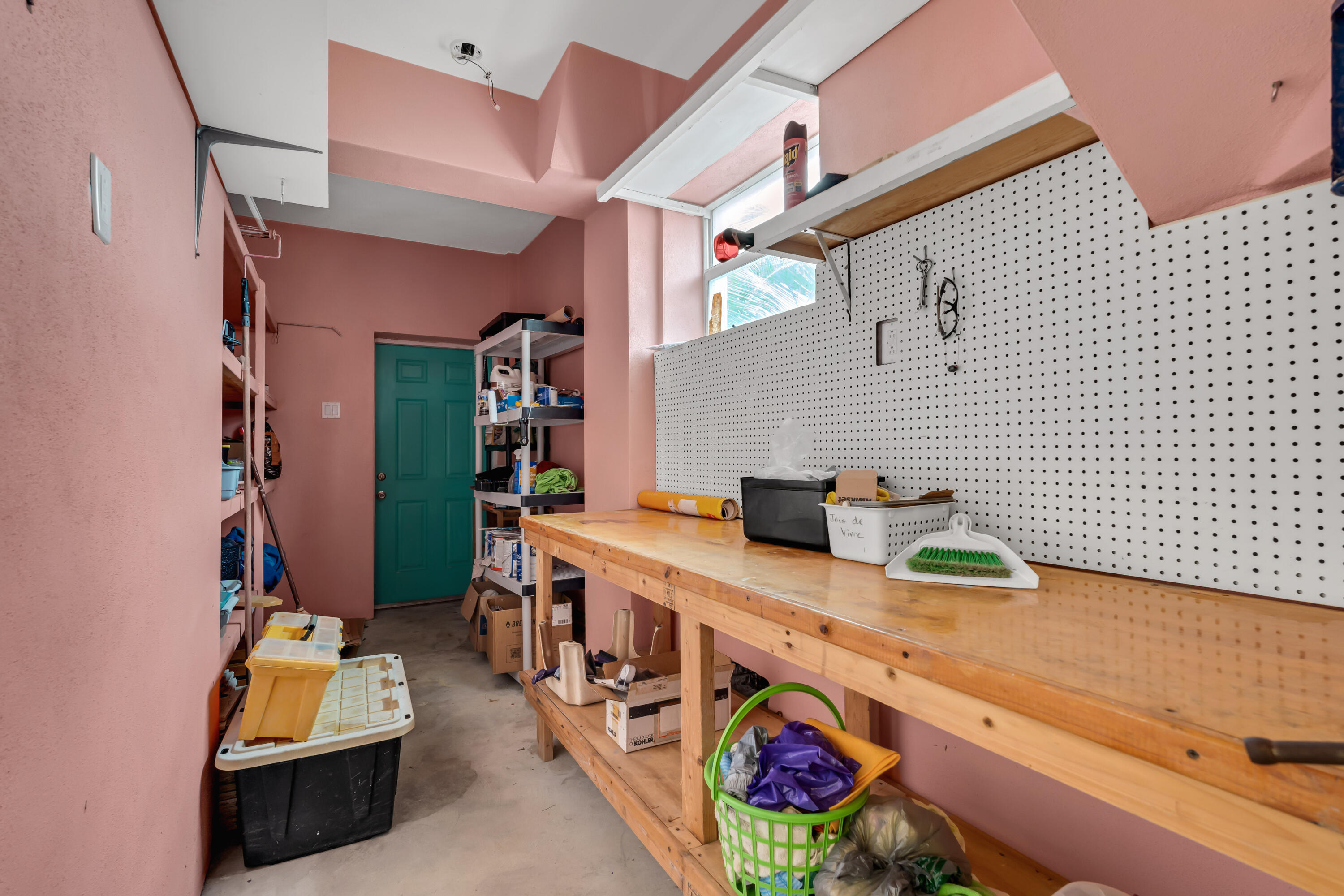 104 Coral Way