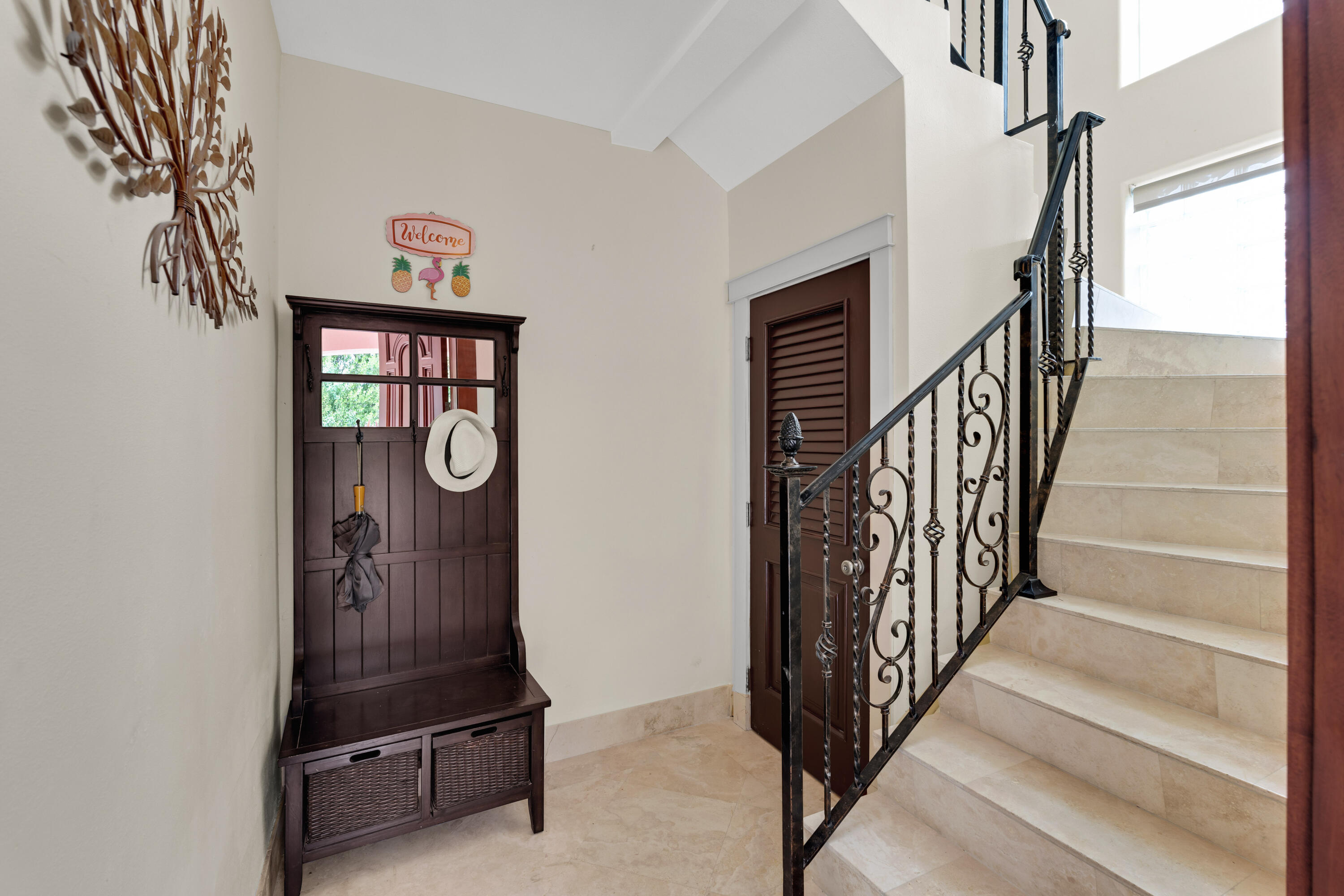 104 Coral Way