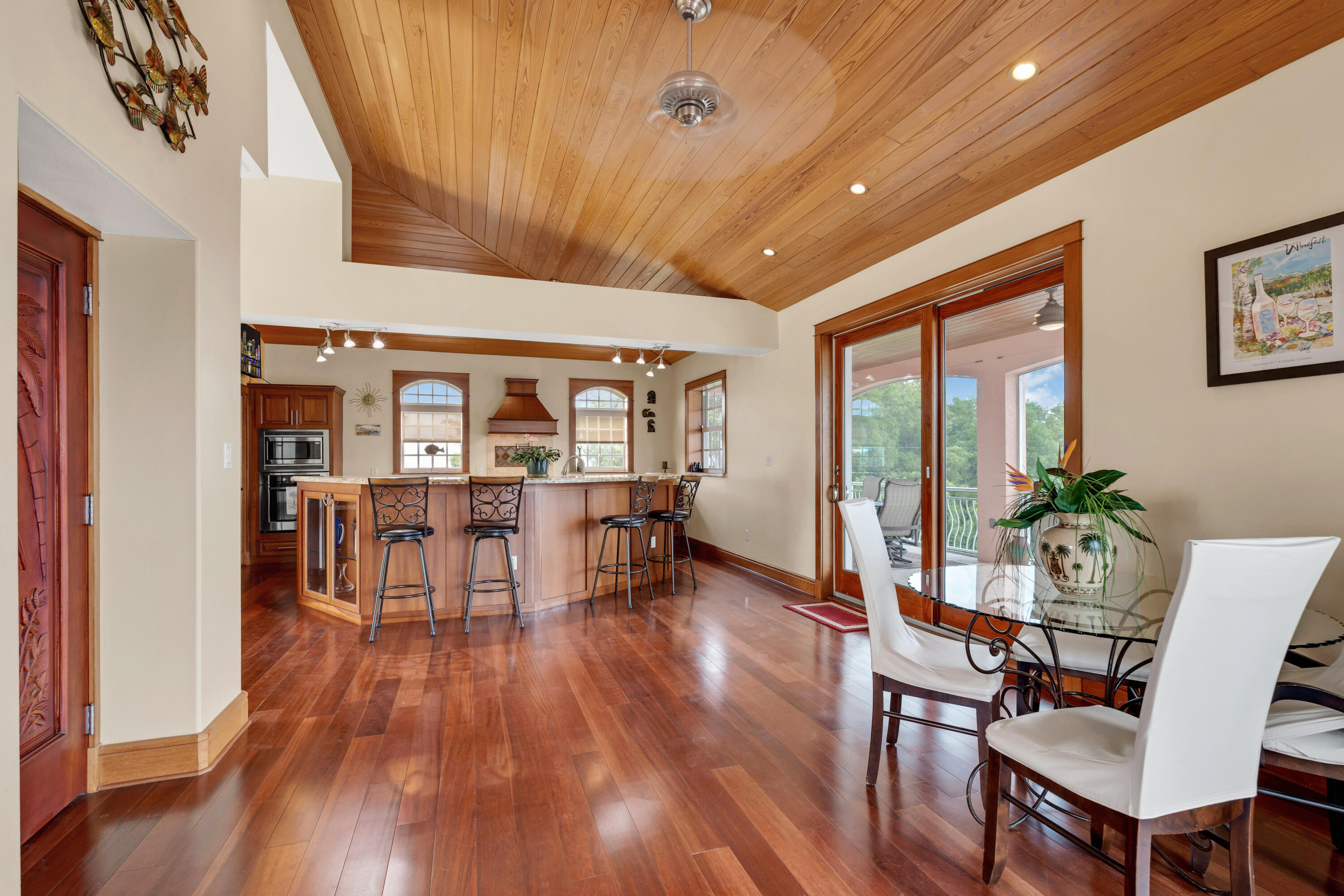 104 Coral Way