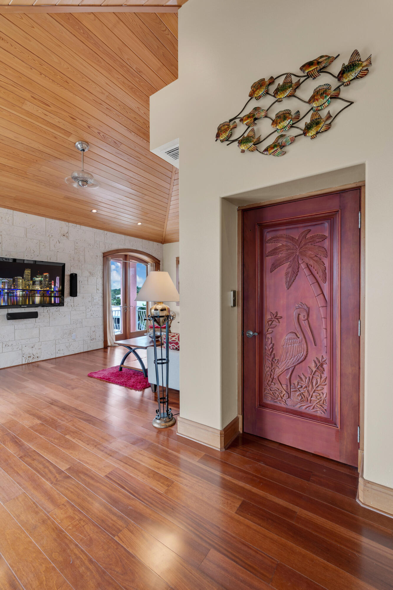 104 Coral Way