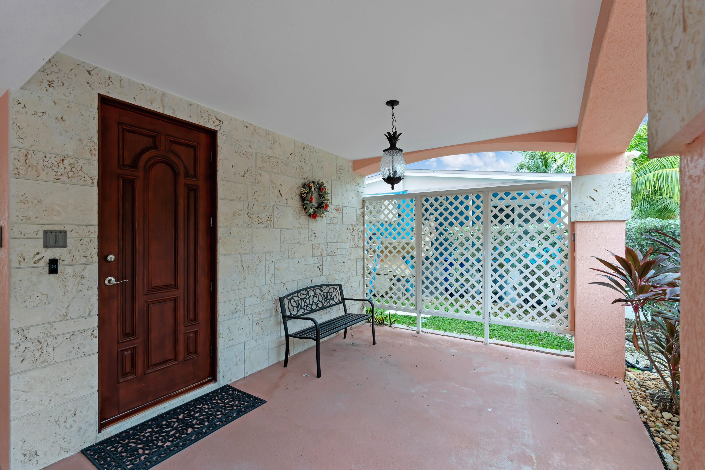 104 Coral Way