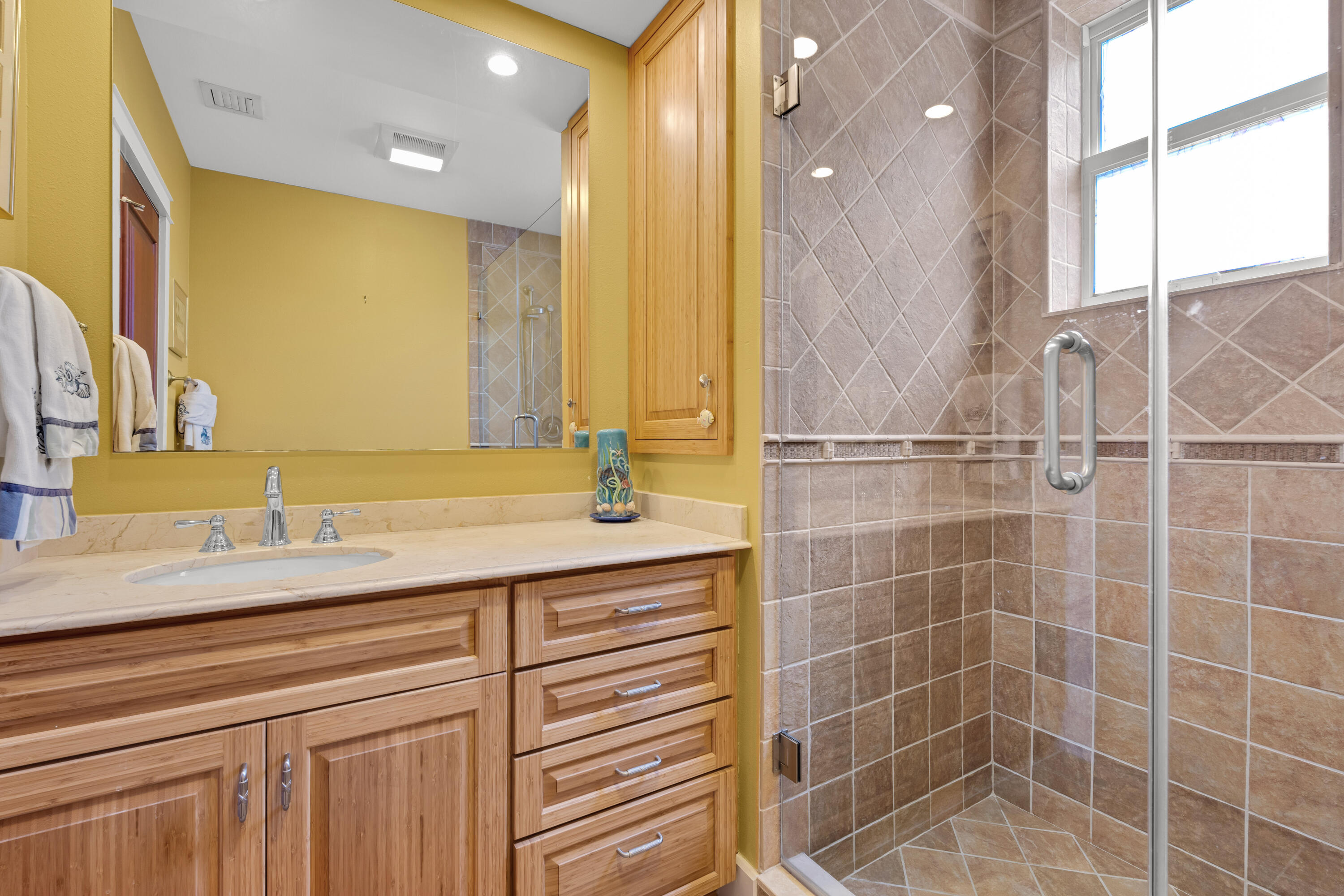 104 Coral Way