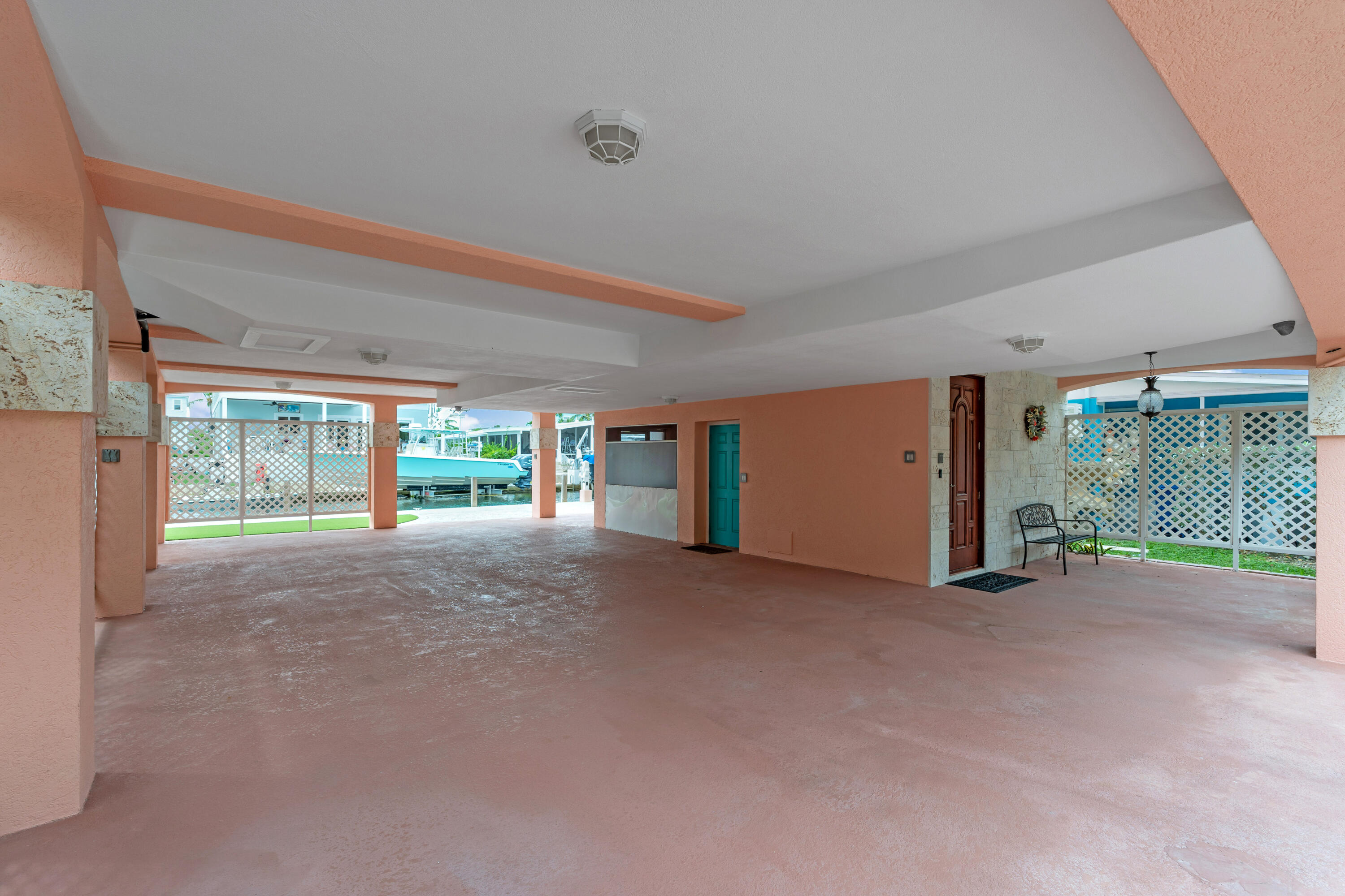 104 Coral Way