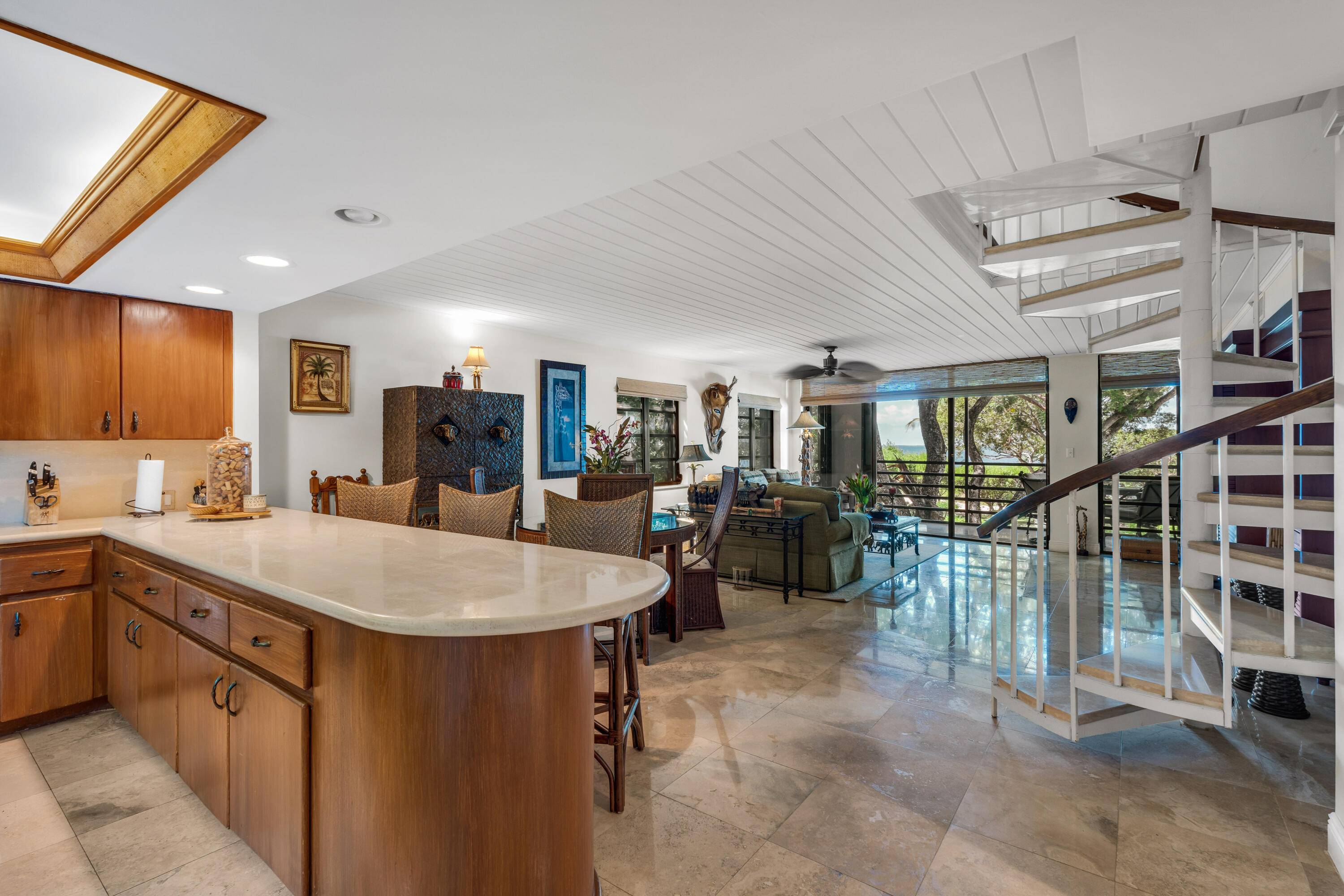 204 Sanctuary Drive Unit: 204