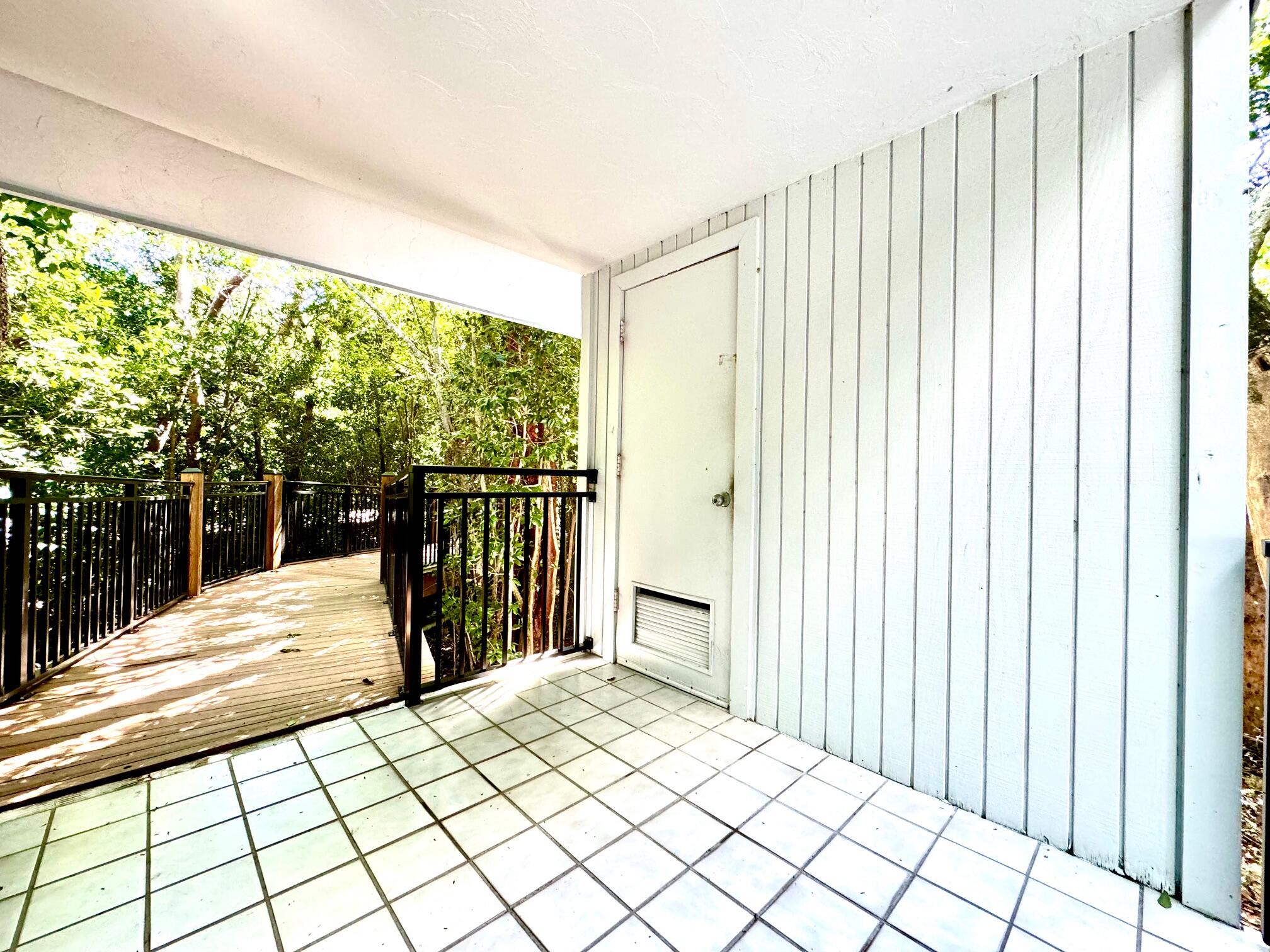 204 Sanctuary Drive Unit: 204