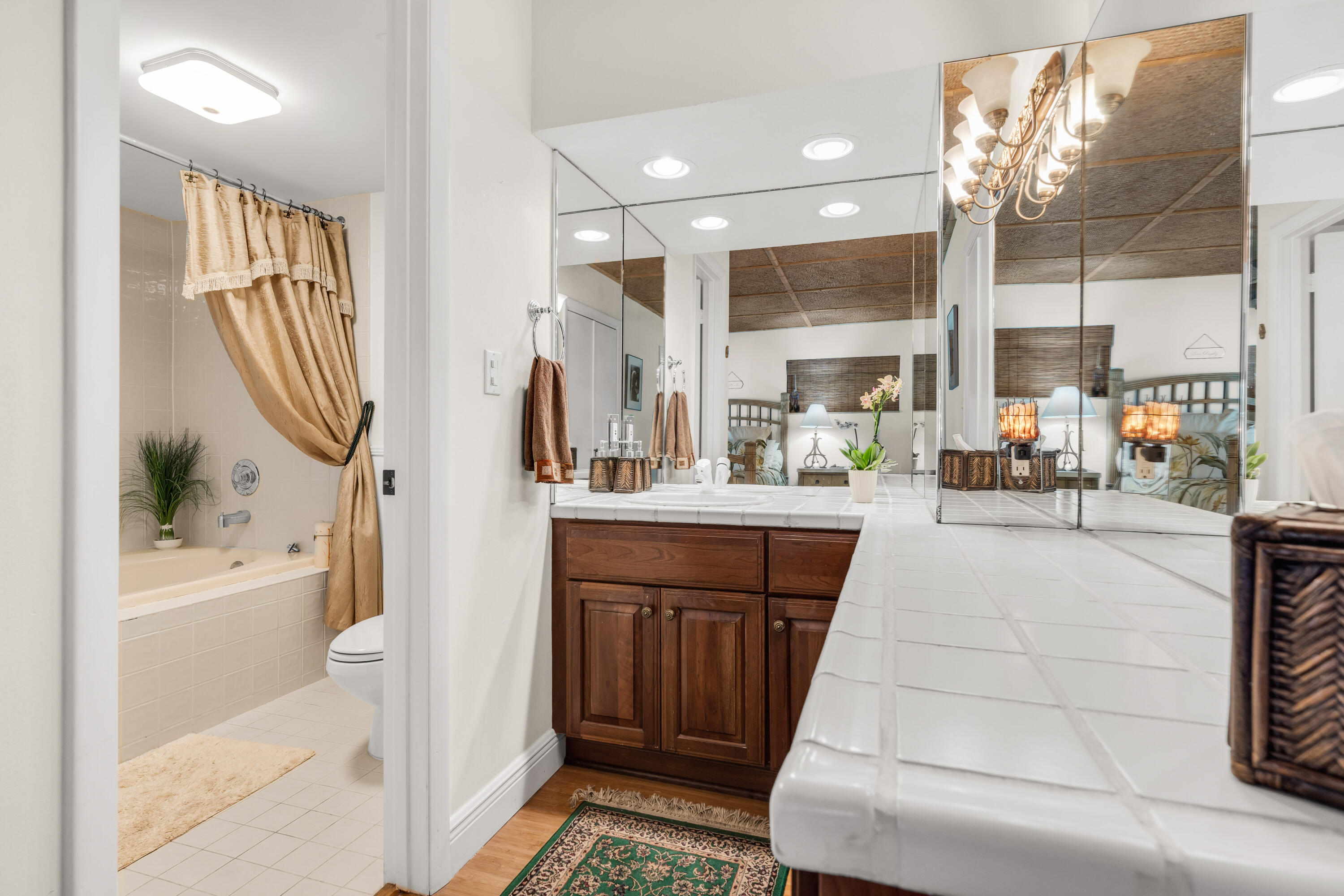 204 Sanctuary Drive Unit: 204