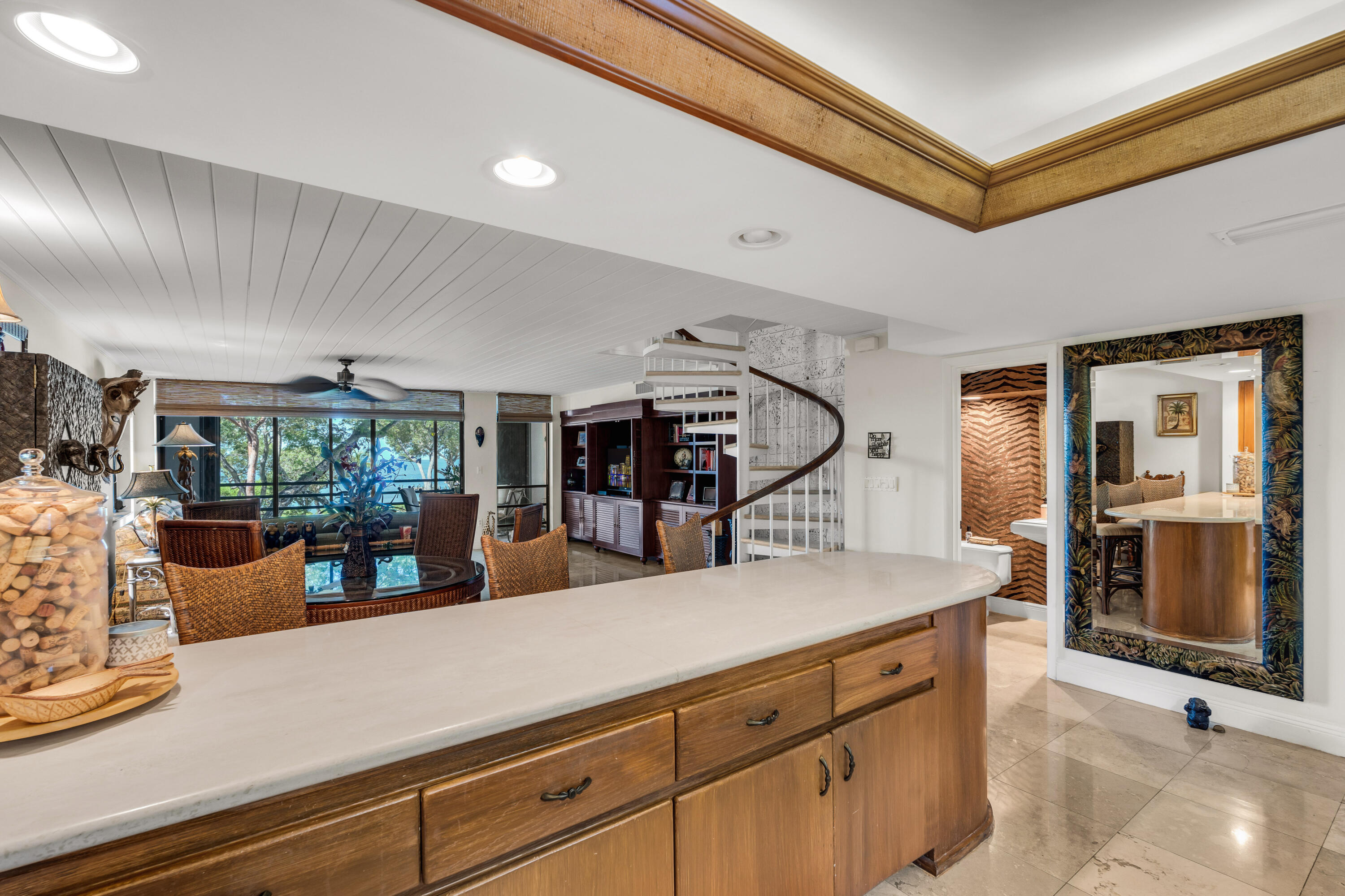 204 Sanctuary Drive Unit: 204