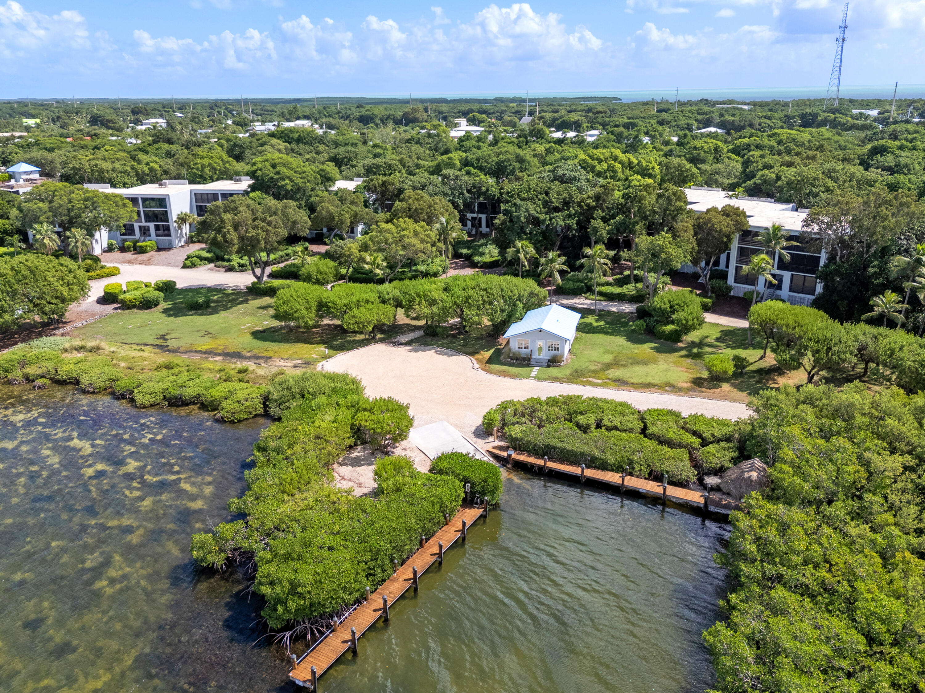 204 Sanctuary Drive Unit: 204