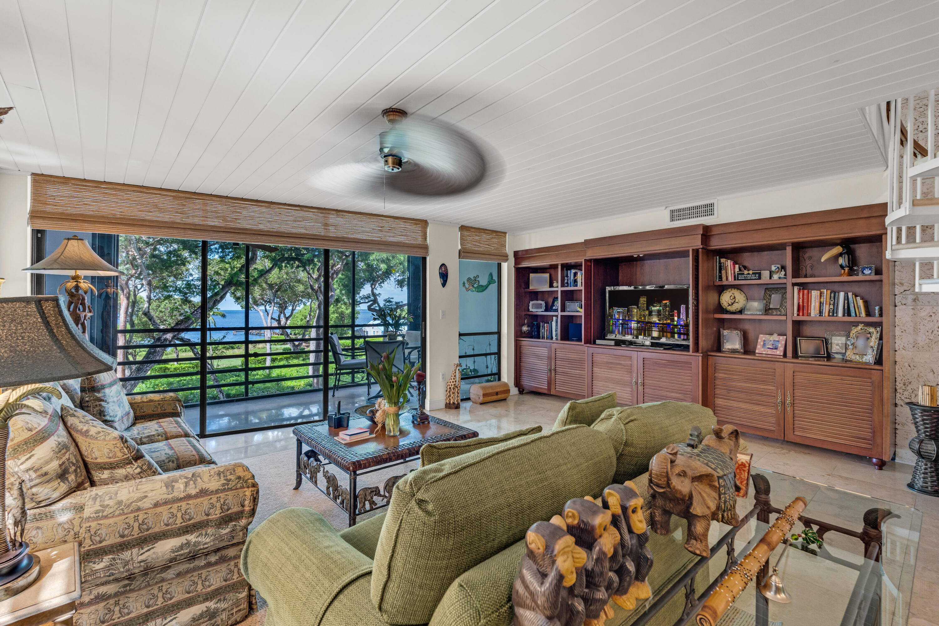 204 Sanctuary Drive Unit: 204
