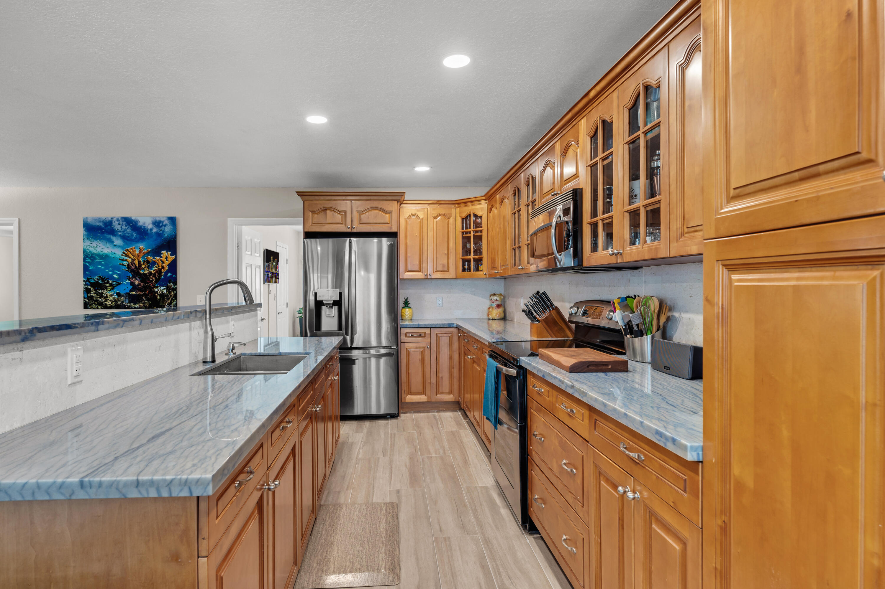 909 Narragansett Lane