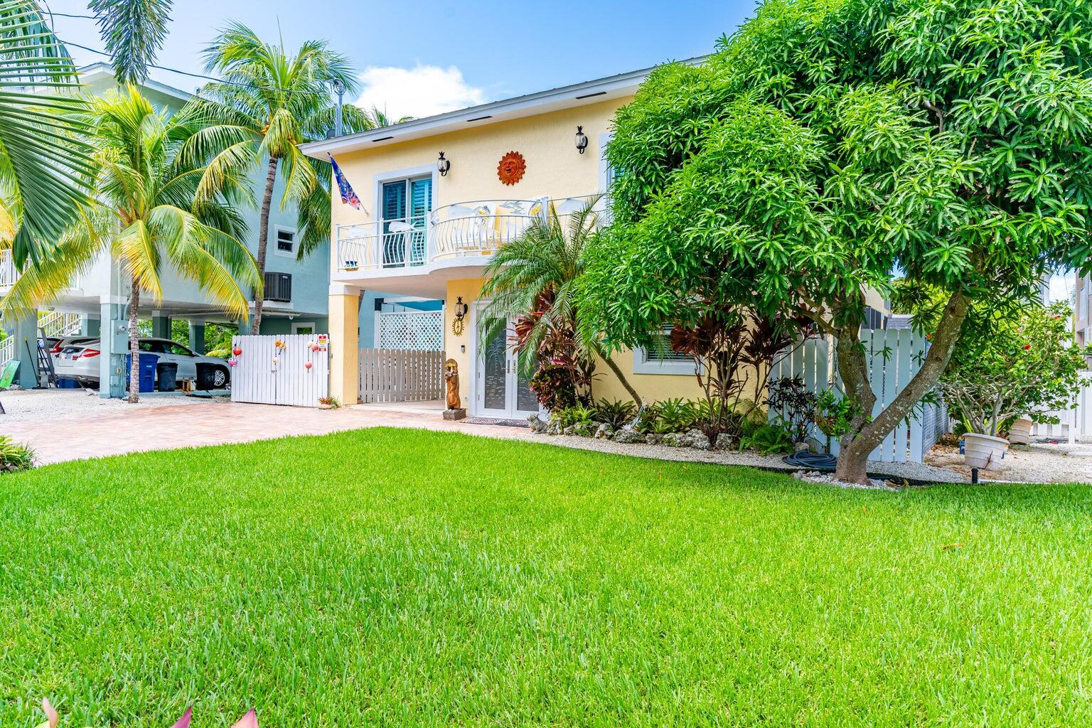 17 North Drive