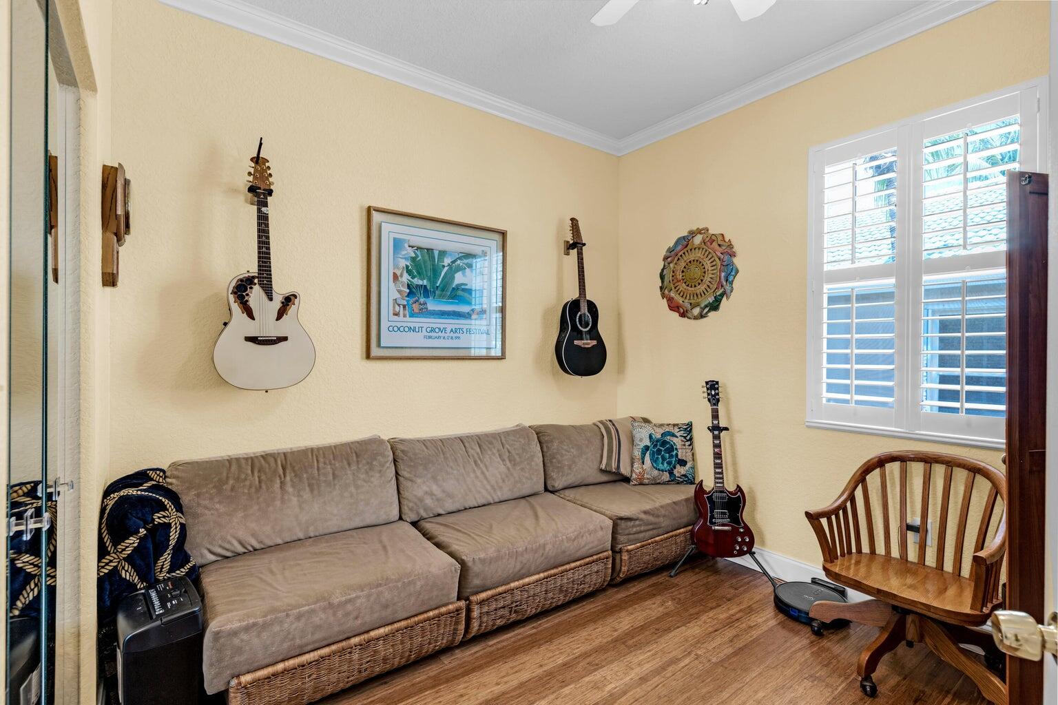 17 North Drive