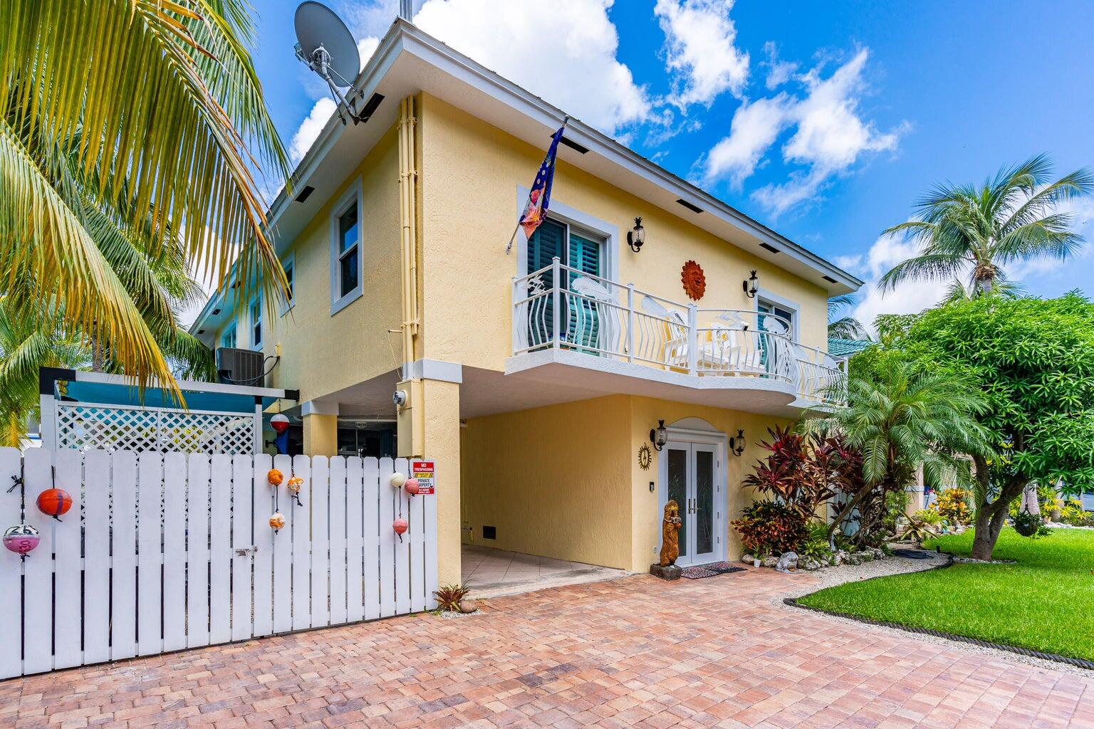 17 North Drive