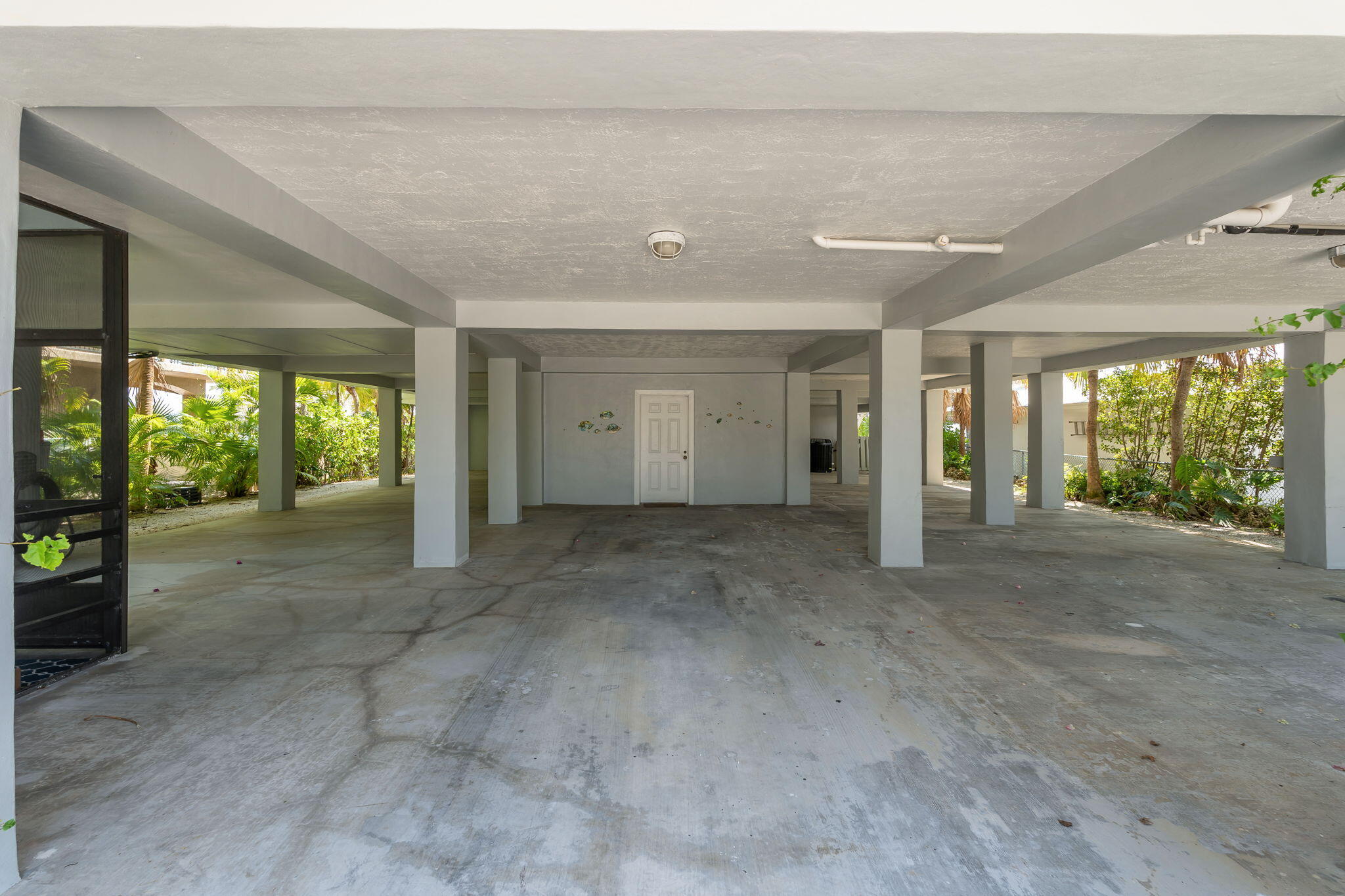 8 South Drive