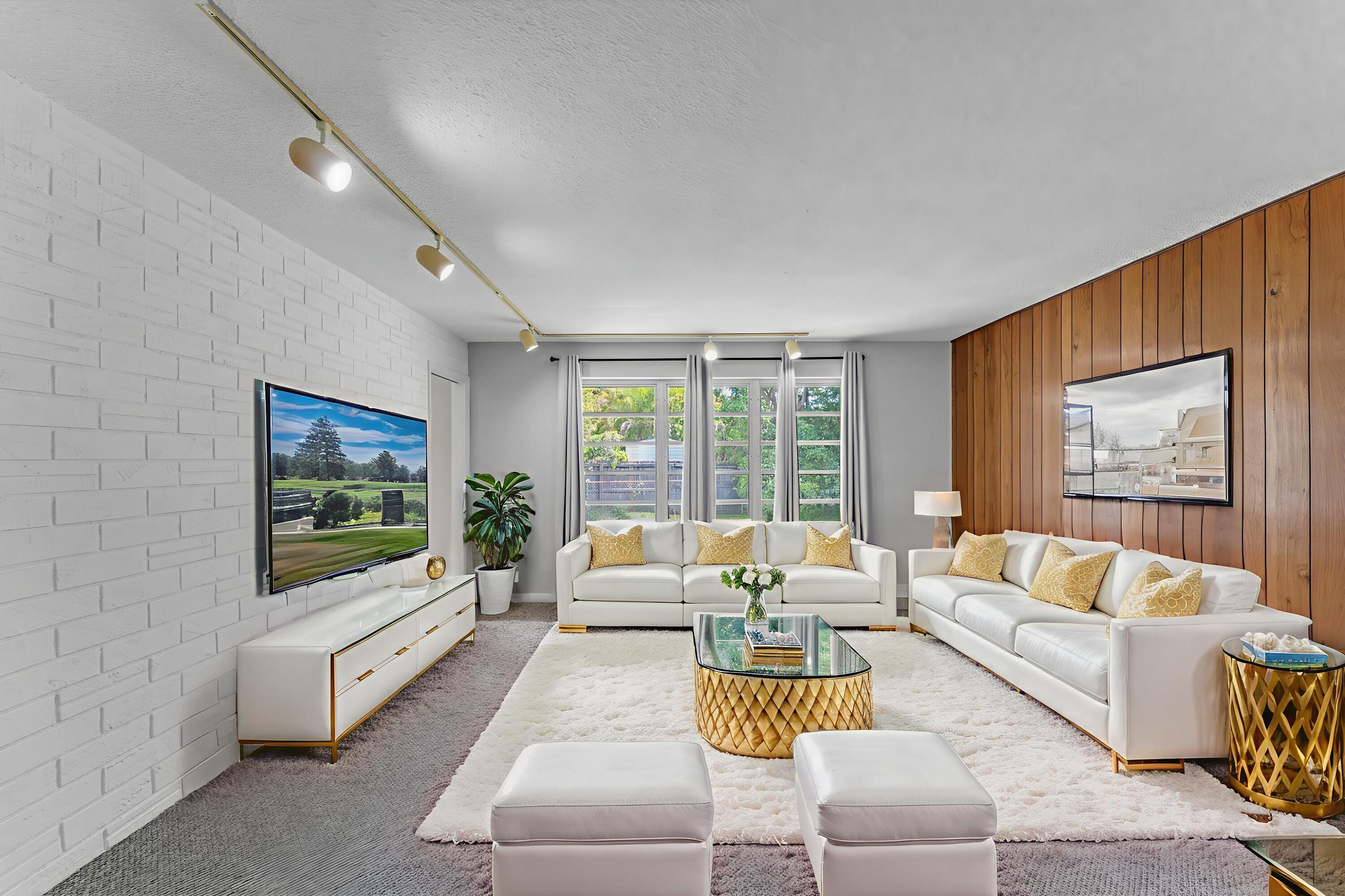 920 La Paloma Road