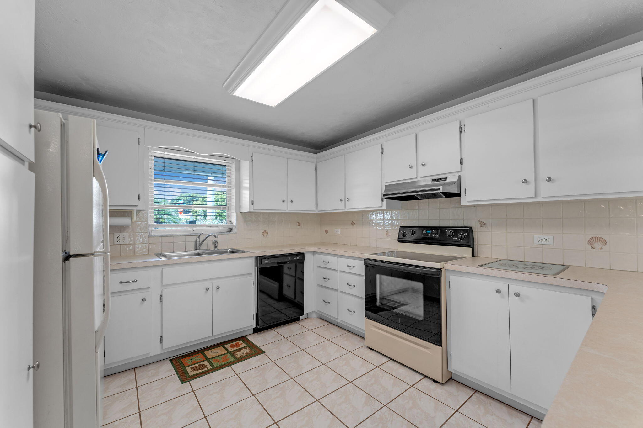 920 La Paloma Road