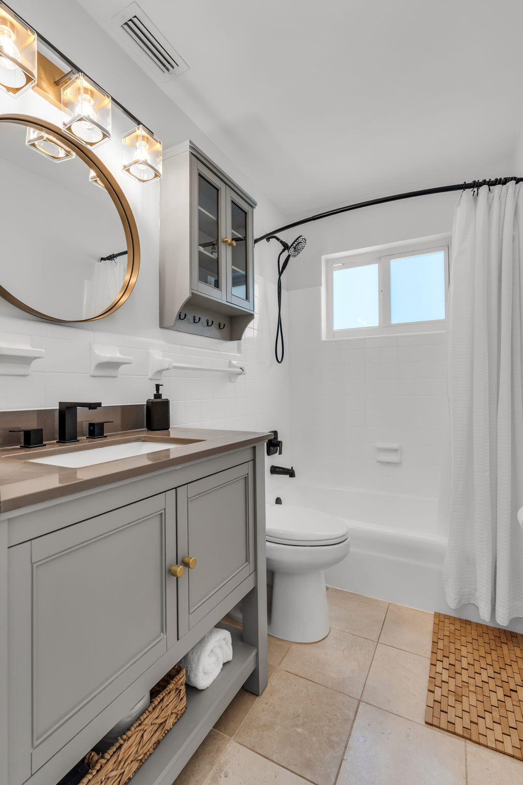 225 Gasparilla Drive