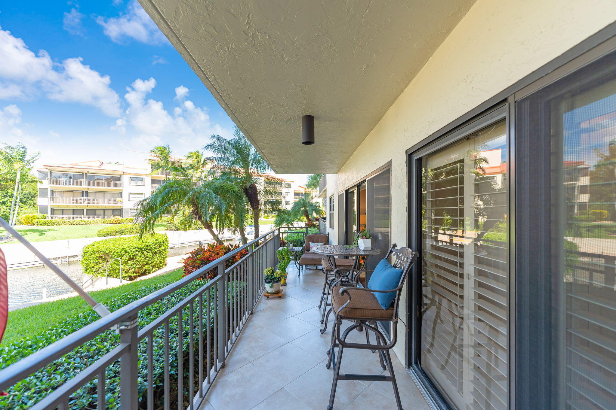 104500 Overseas Highway Unit: A103