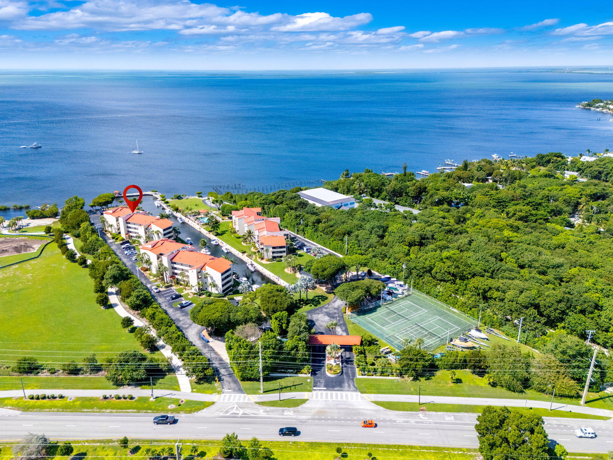 104500 Overseas Highway Unit: A103