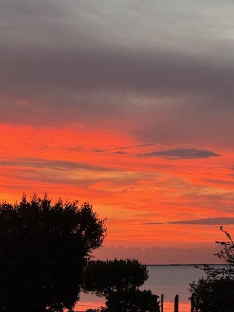 104500 Overseas Highway Unit: A103