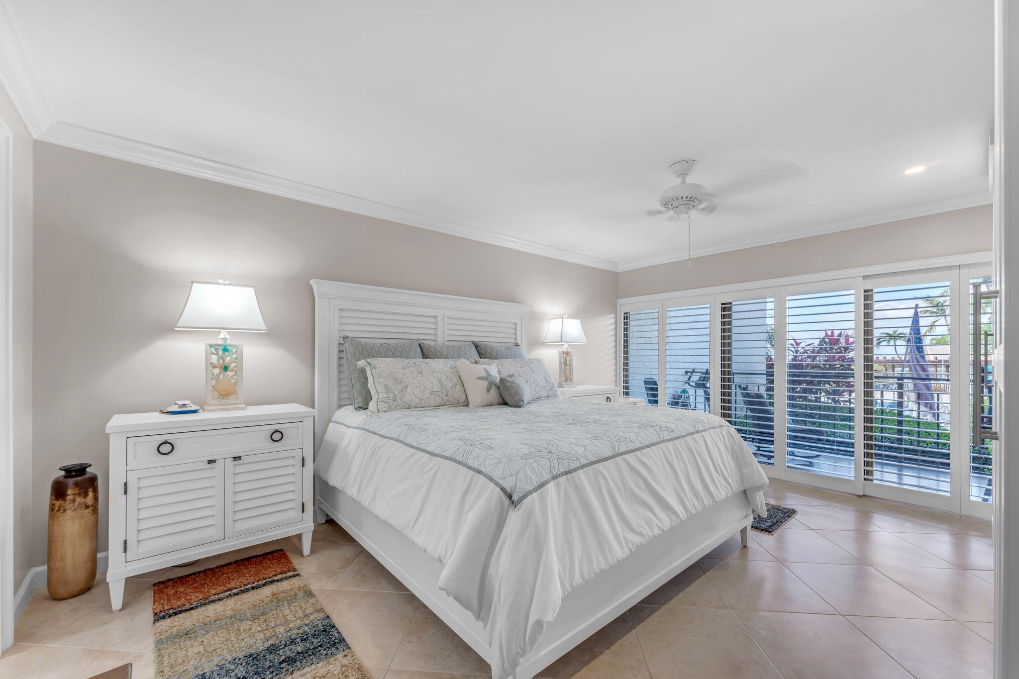 104500 Overseas Highway Unit: A103