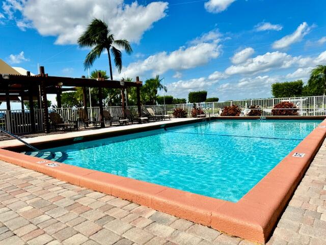 104500 Overseas Highway Unit: A103