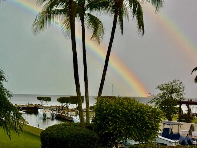 104500 Overseas Highway Unit: A103