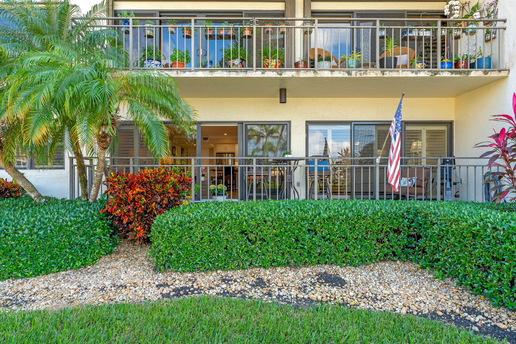 104500 Overseas Highway Unit: A103