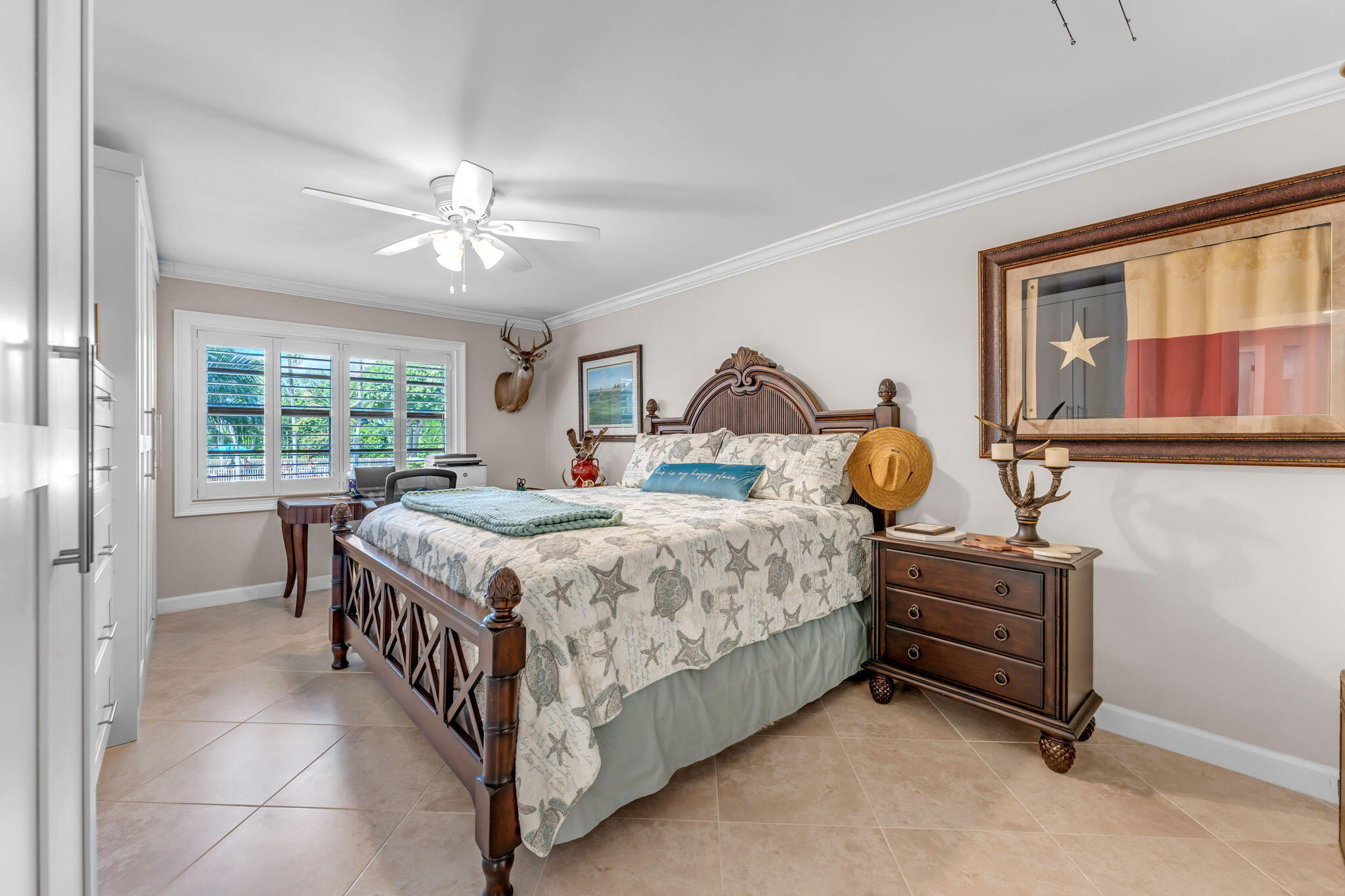 104500 Overseas Highway Unit: A103