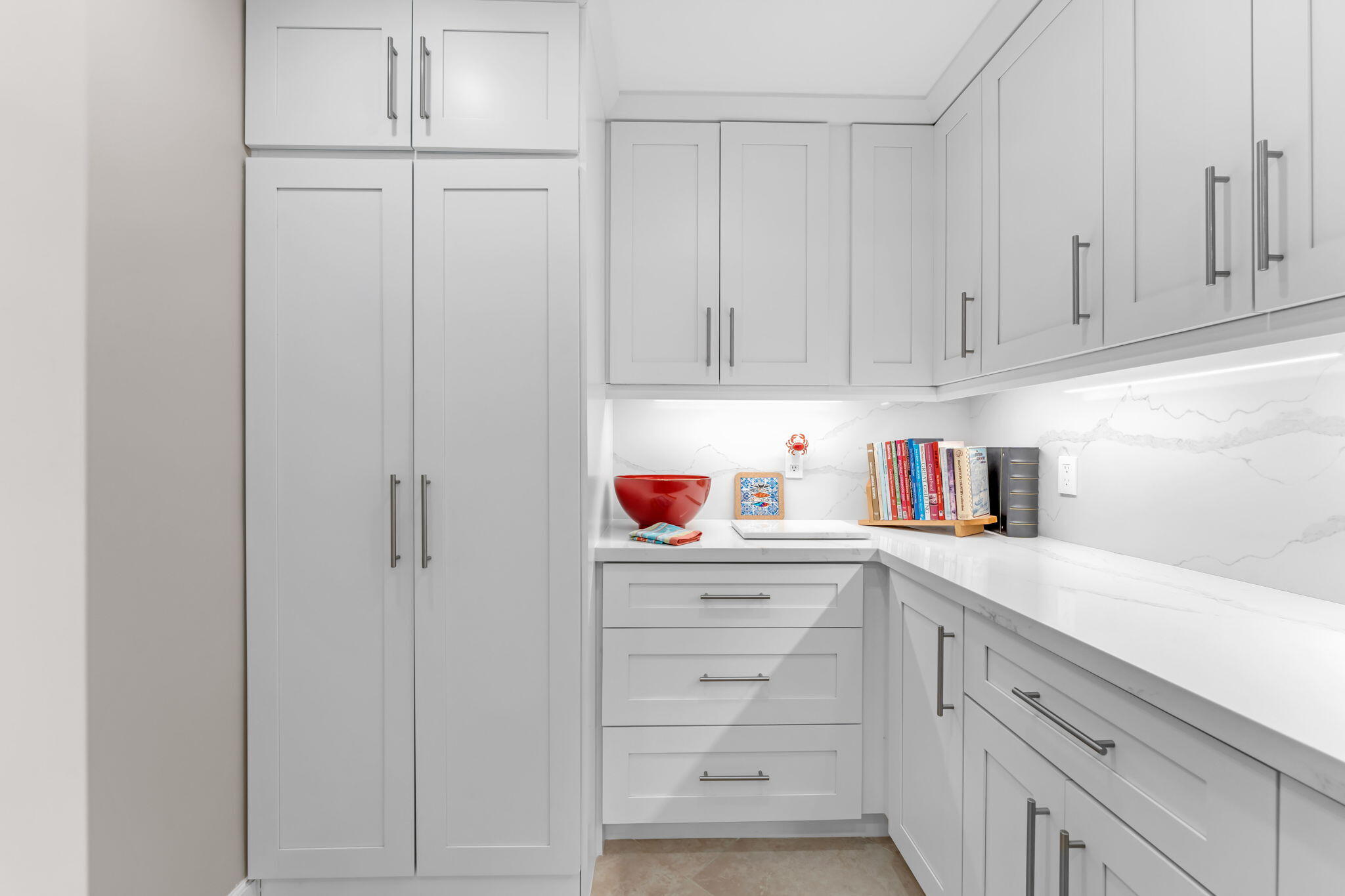 104500 Overseas Highway Unit: A103